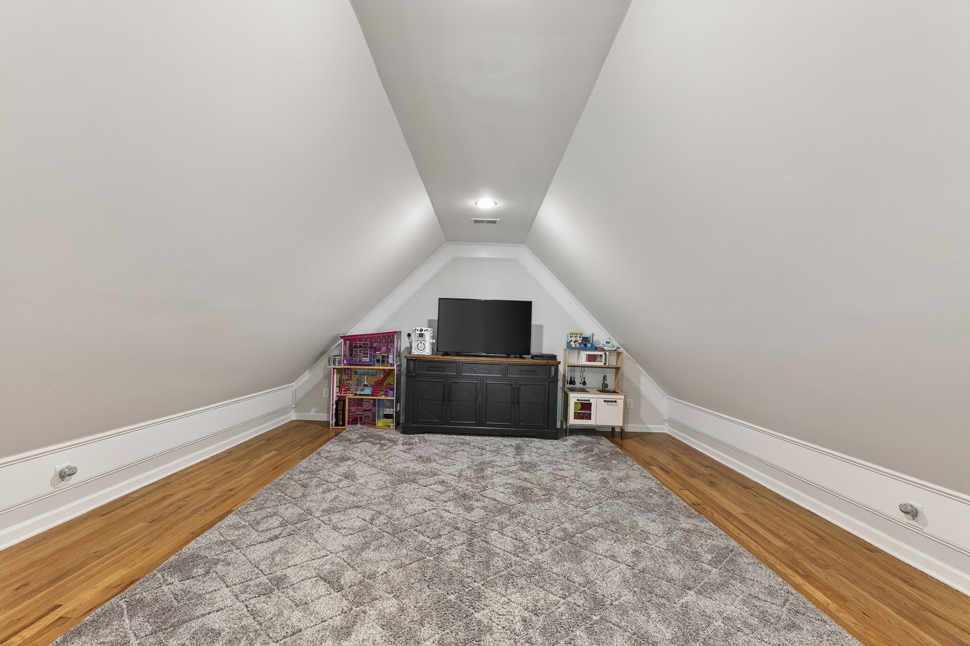 880 Hampton Bluff Drive