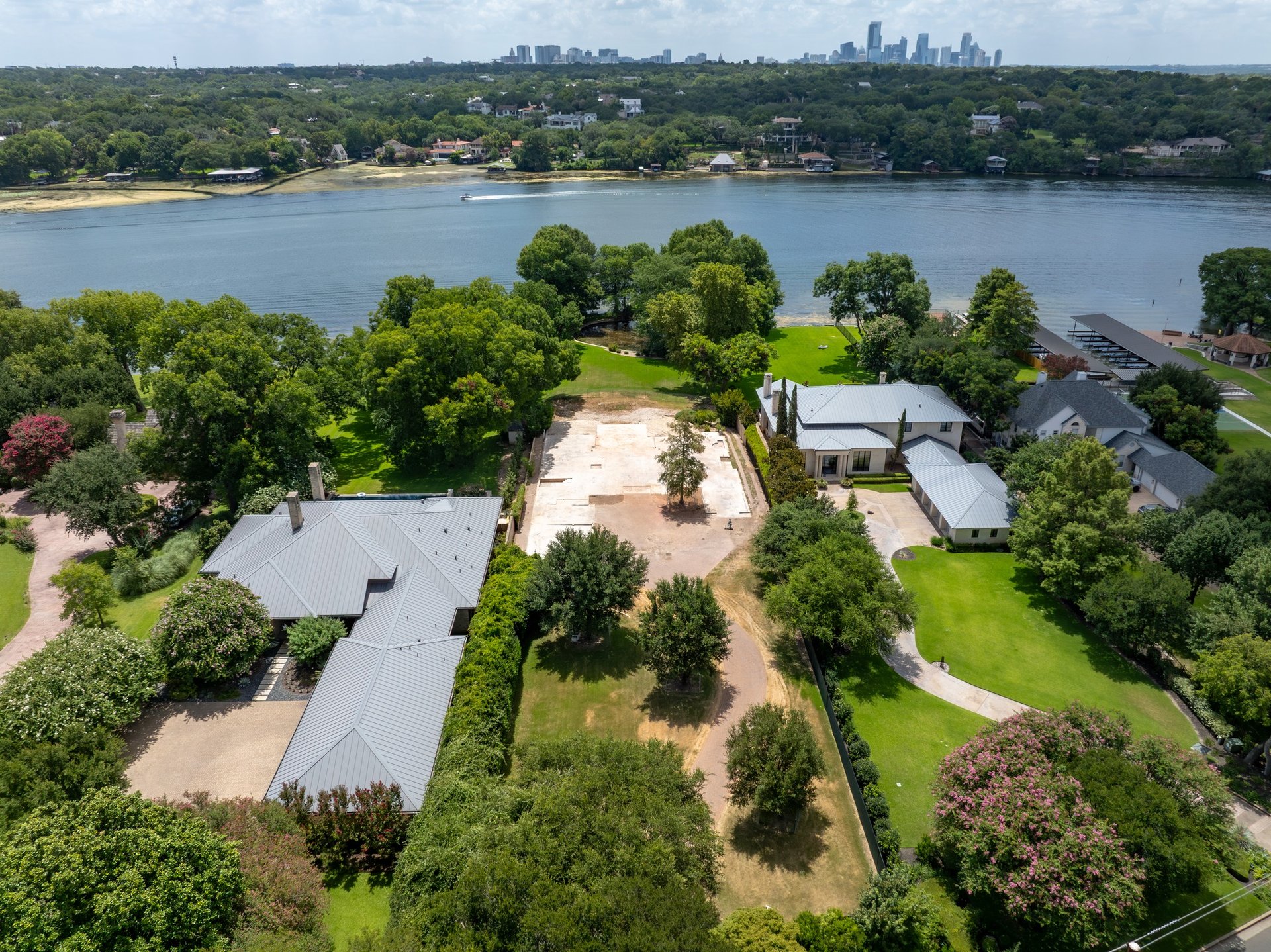 2611 Westlake Drive 