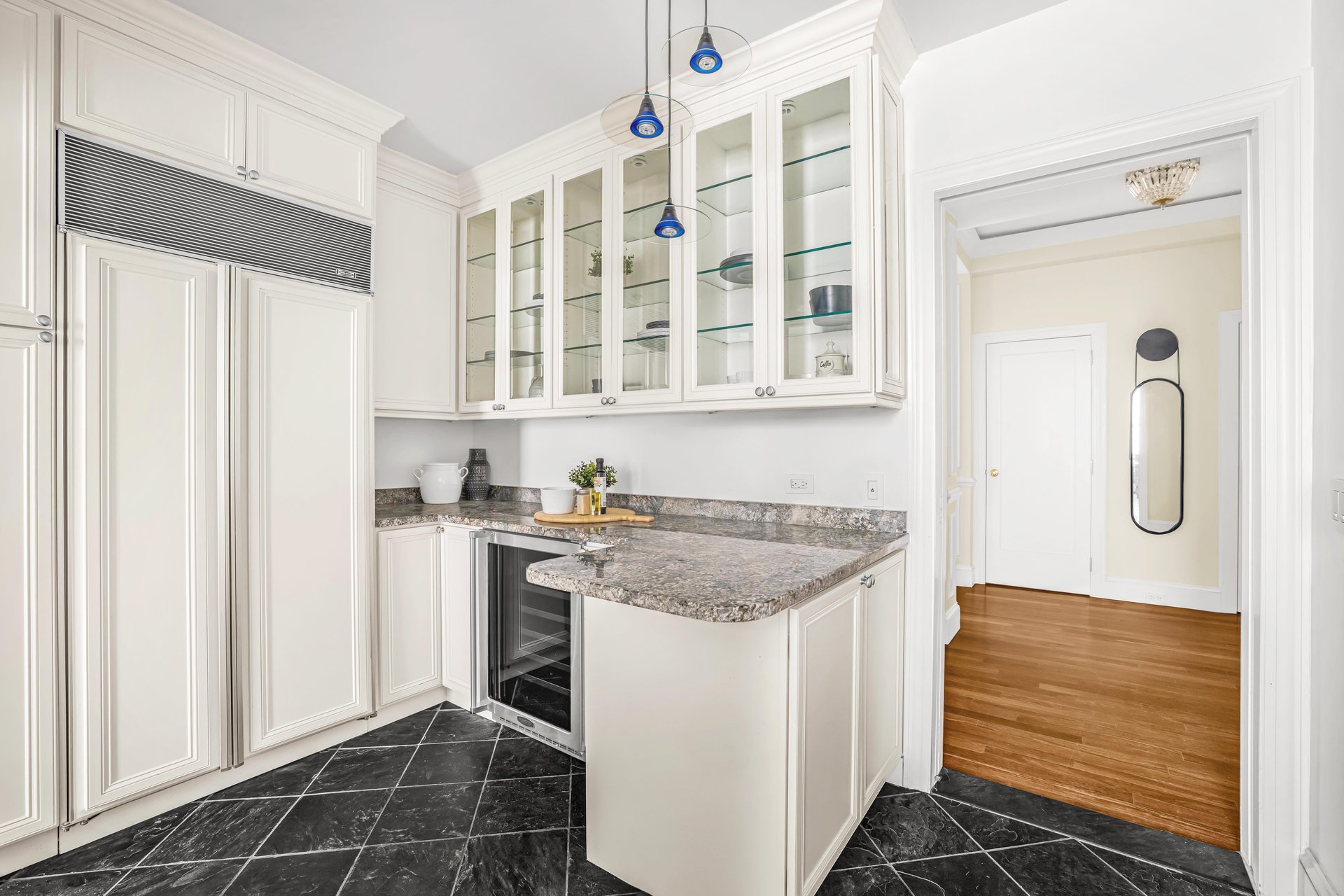 1049 Park Avenue