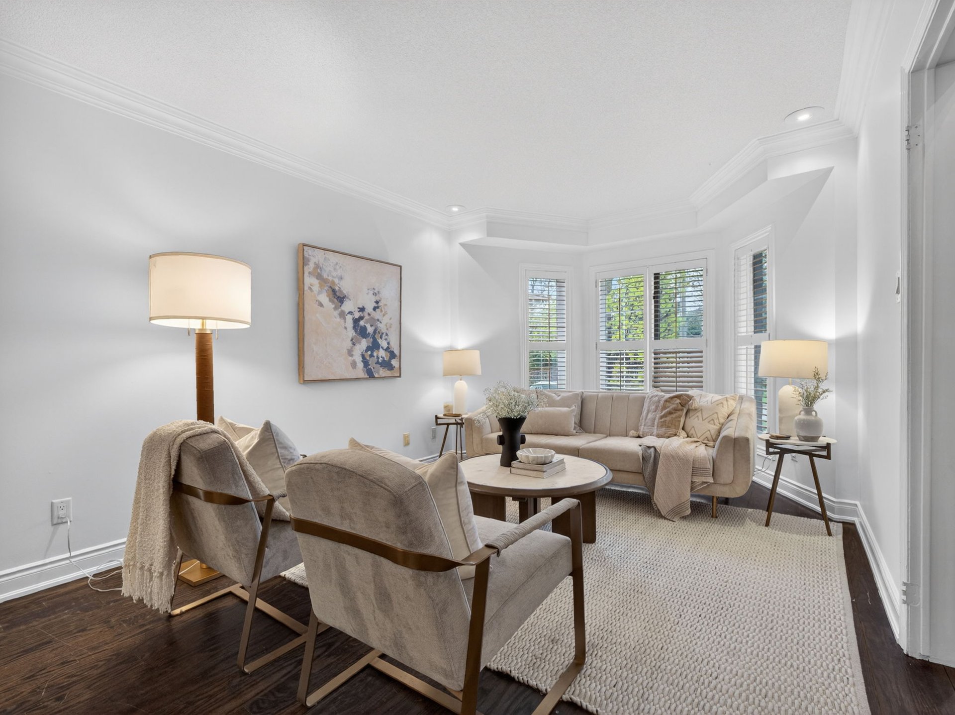 SOLD: Beautifully Landscaped