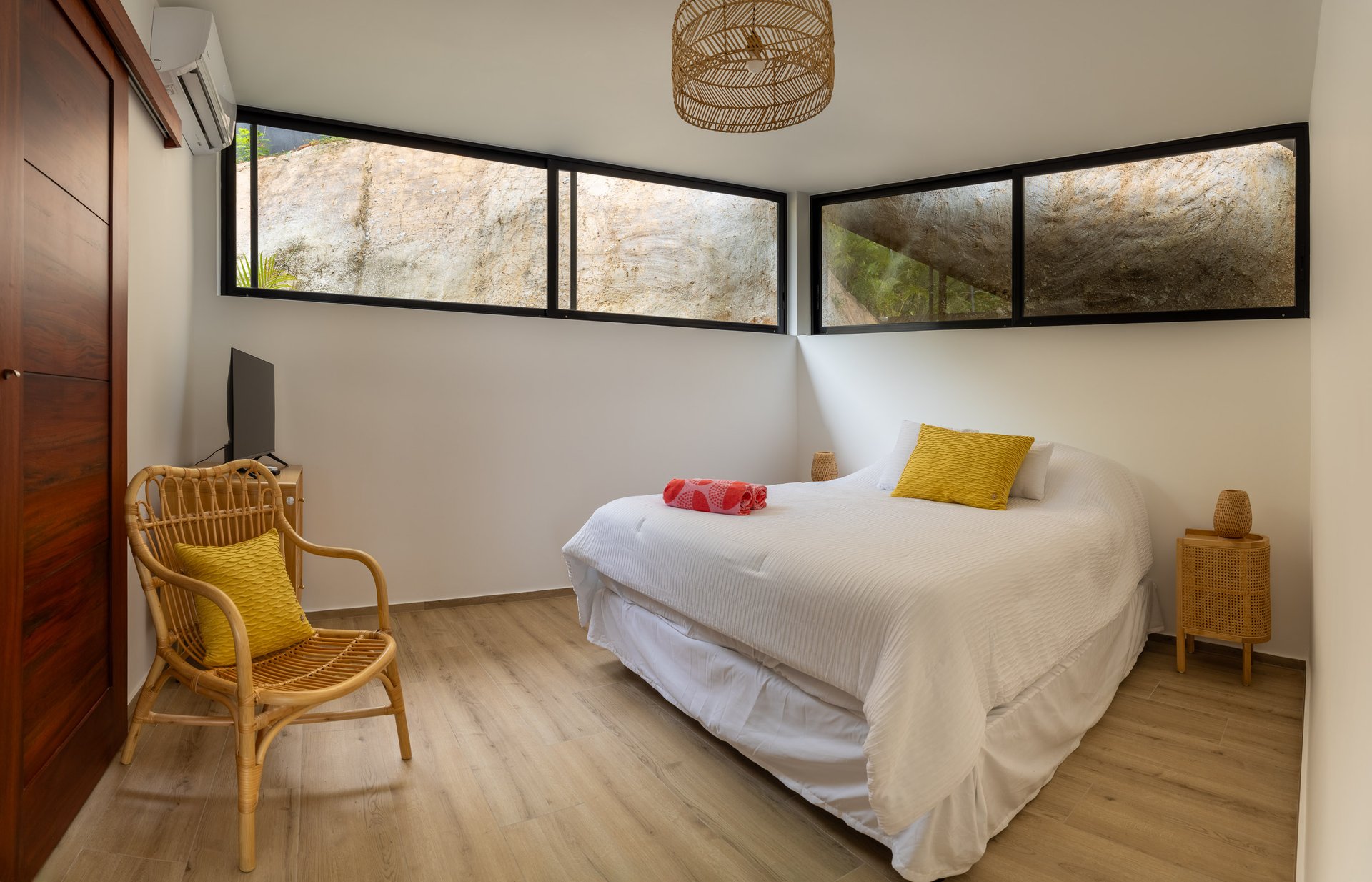 Villa Leoni Sunset Ocean View Sanctuary