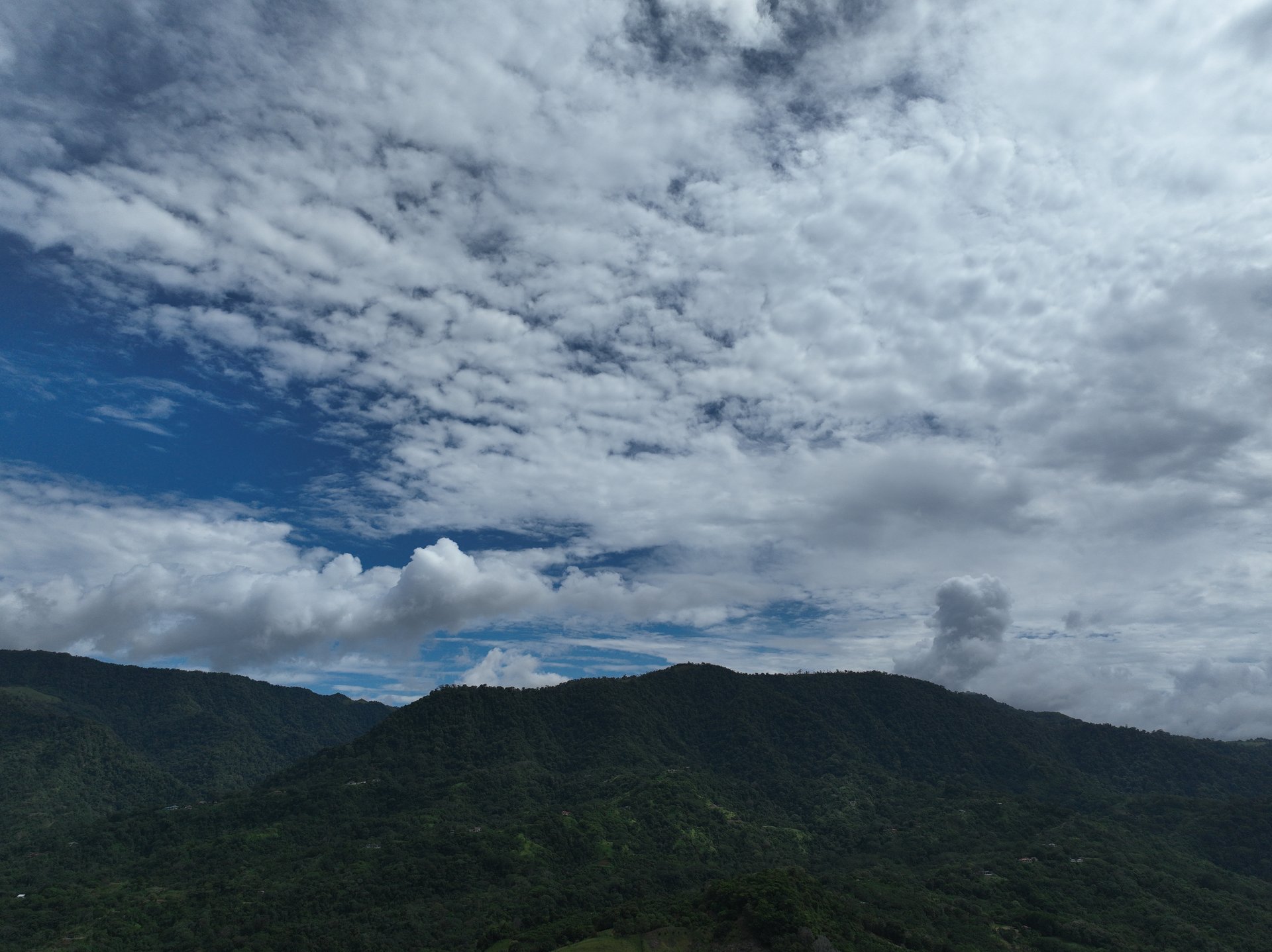 Los Cerritos Farm – Over 26 Acres of Ocean & Mountain Serenity