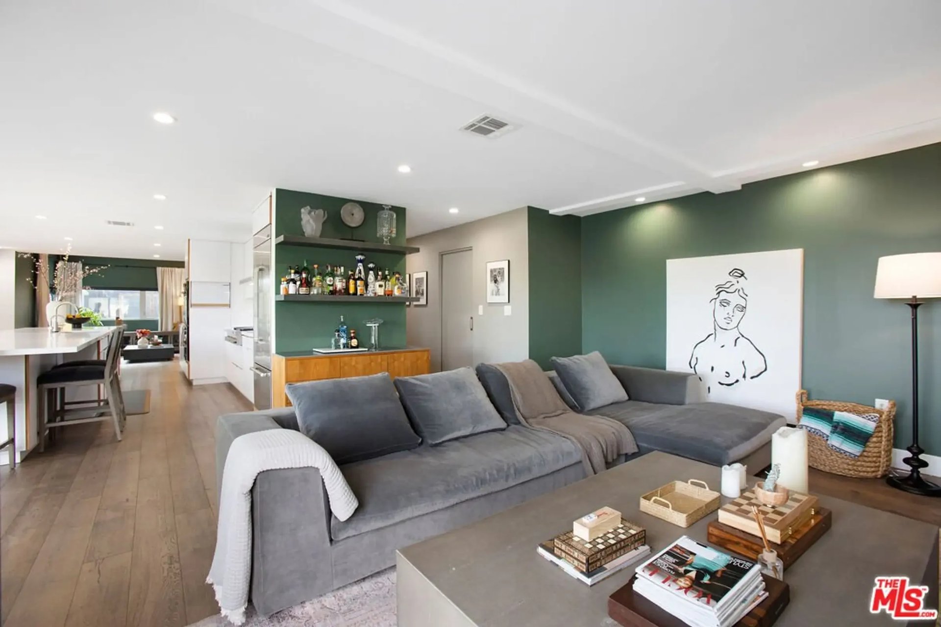 2362 Apollo Dr