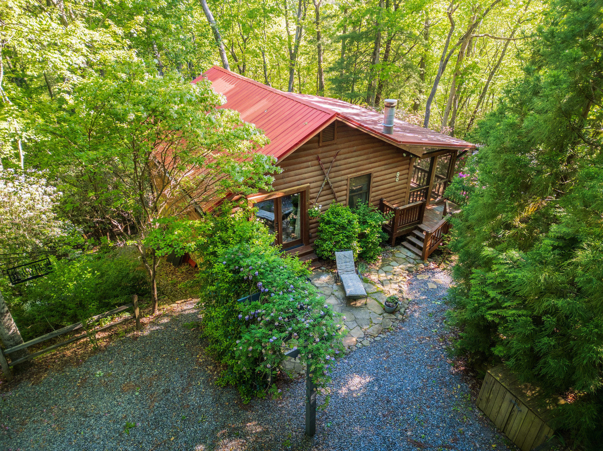 90 Holloway Circle, Blue Ridge, GA 30513