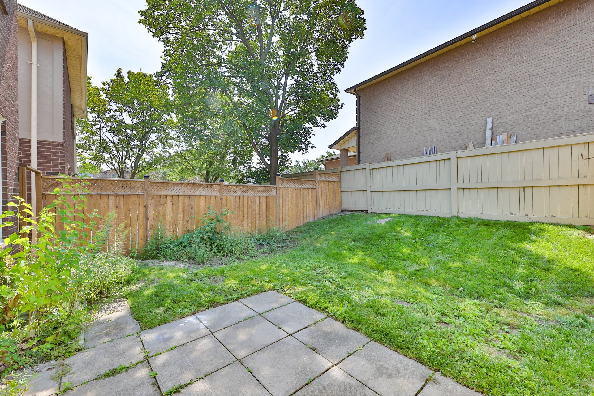 2-4635 Regents Terrace, Mississauga