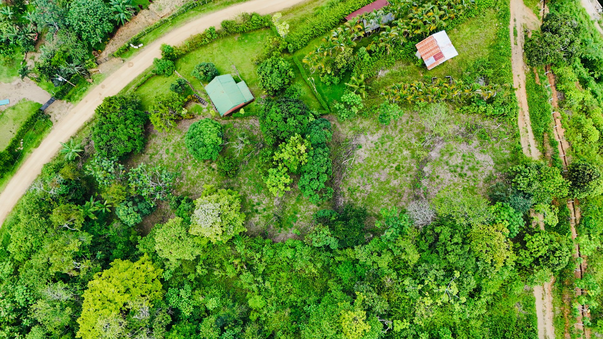 Ocean & Mountain View Lot with Multiple Building Sites-20 Minutes from Uvita