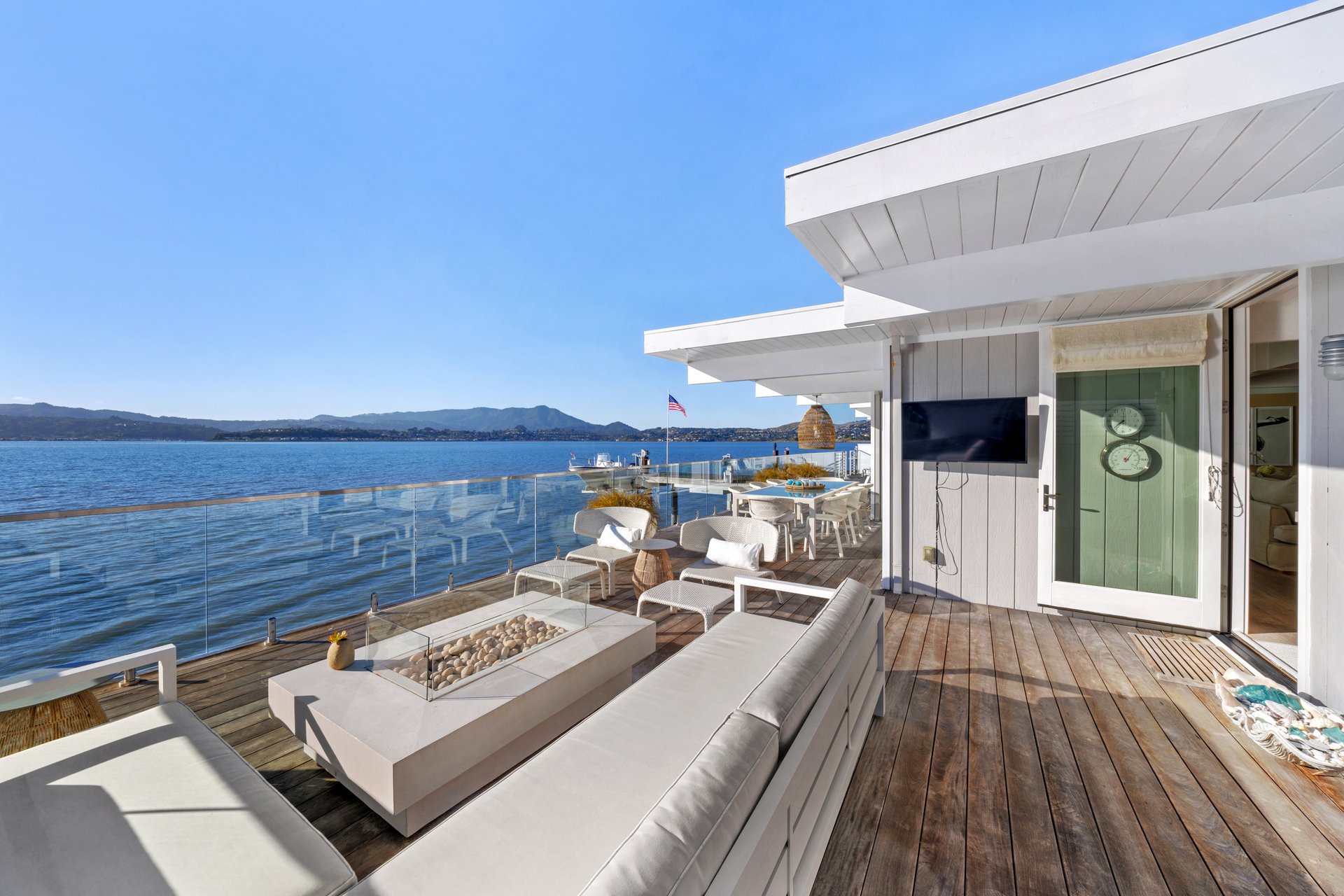 Coastal Chic Waterfront Retreat