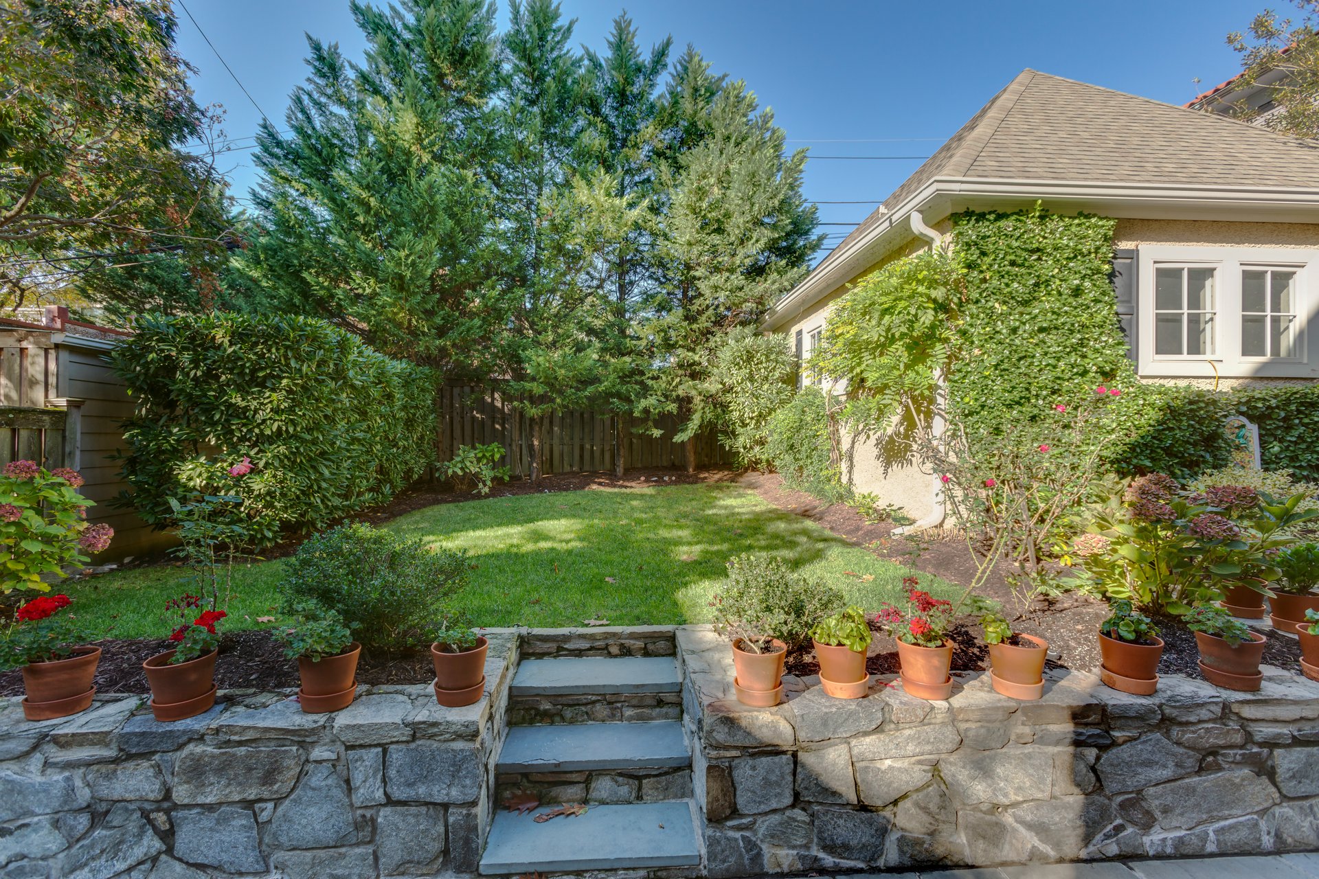 2608 36th Place NW
