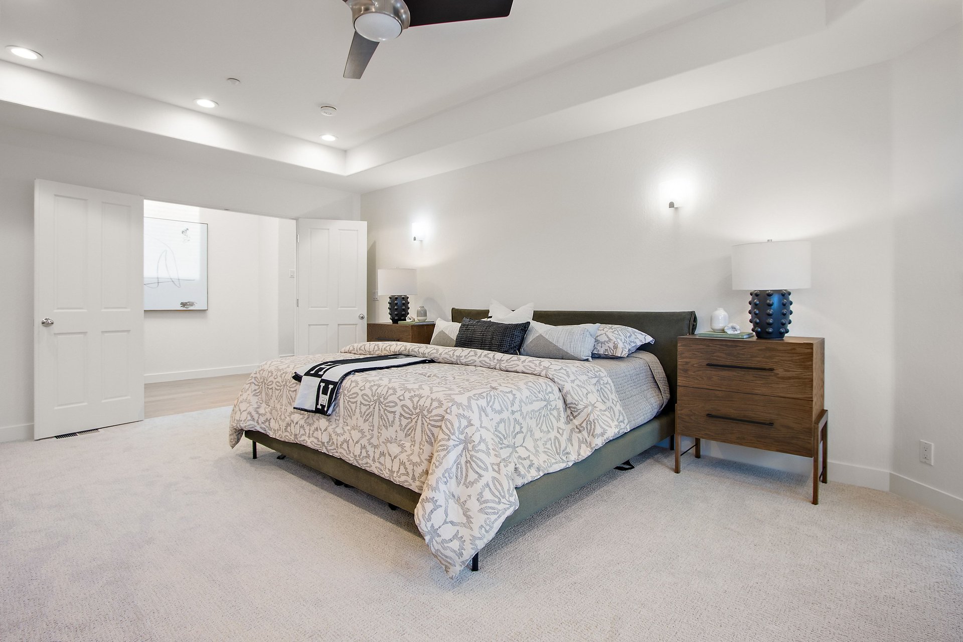 809 Mountain View Dr