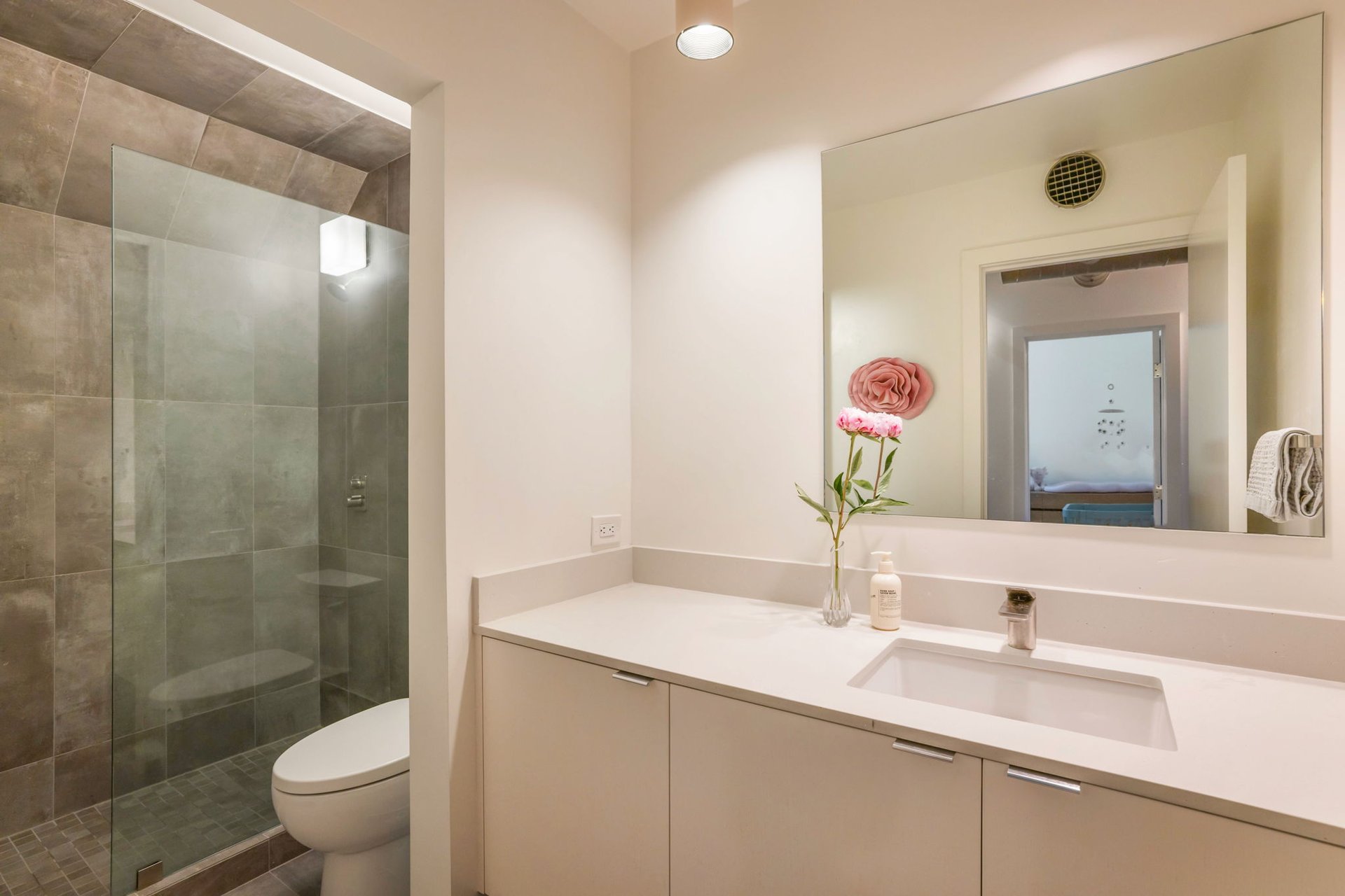 2433 28th St Unit: B, Santa Monica 