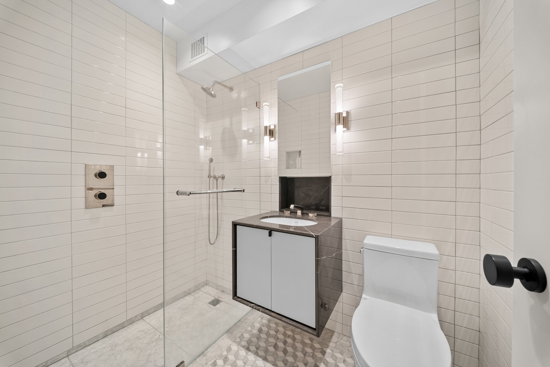 470 West 24th Street, New York, NY 10011