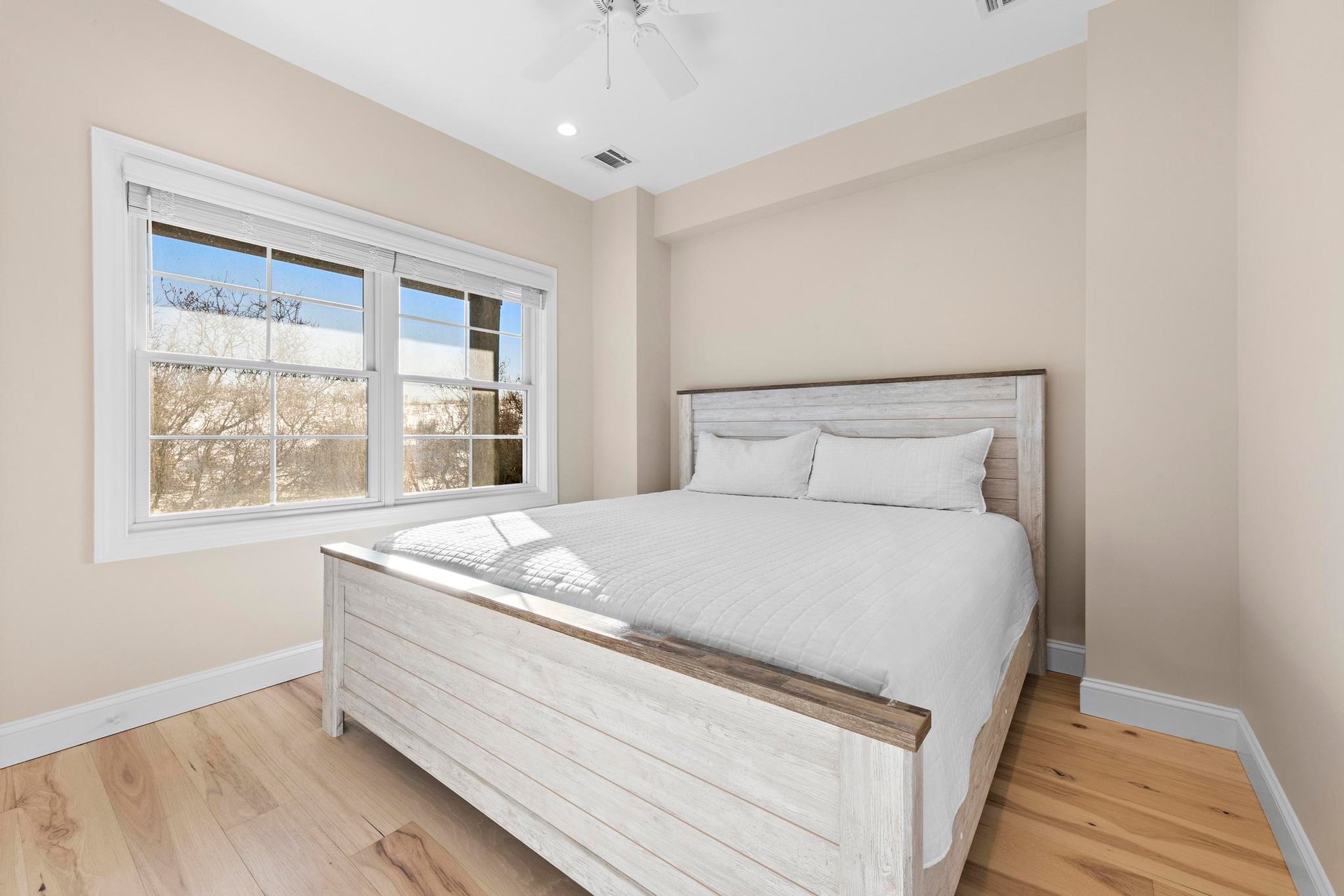 3205 Ocean Blvd - Oceanfront