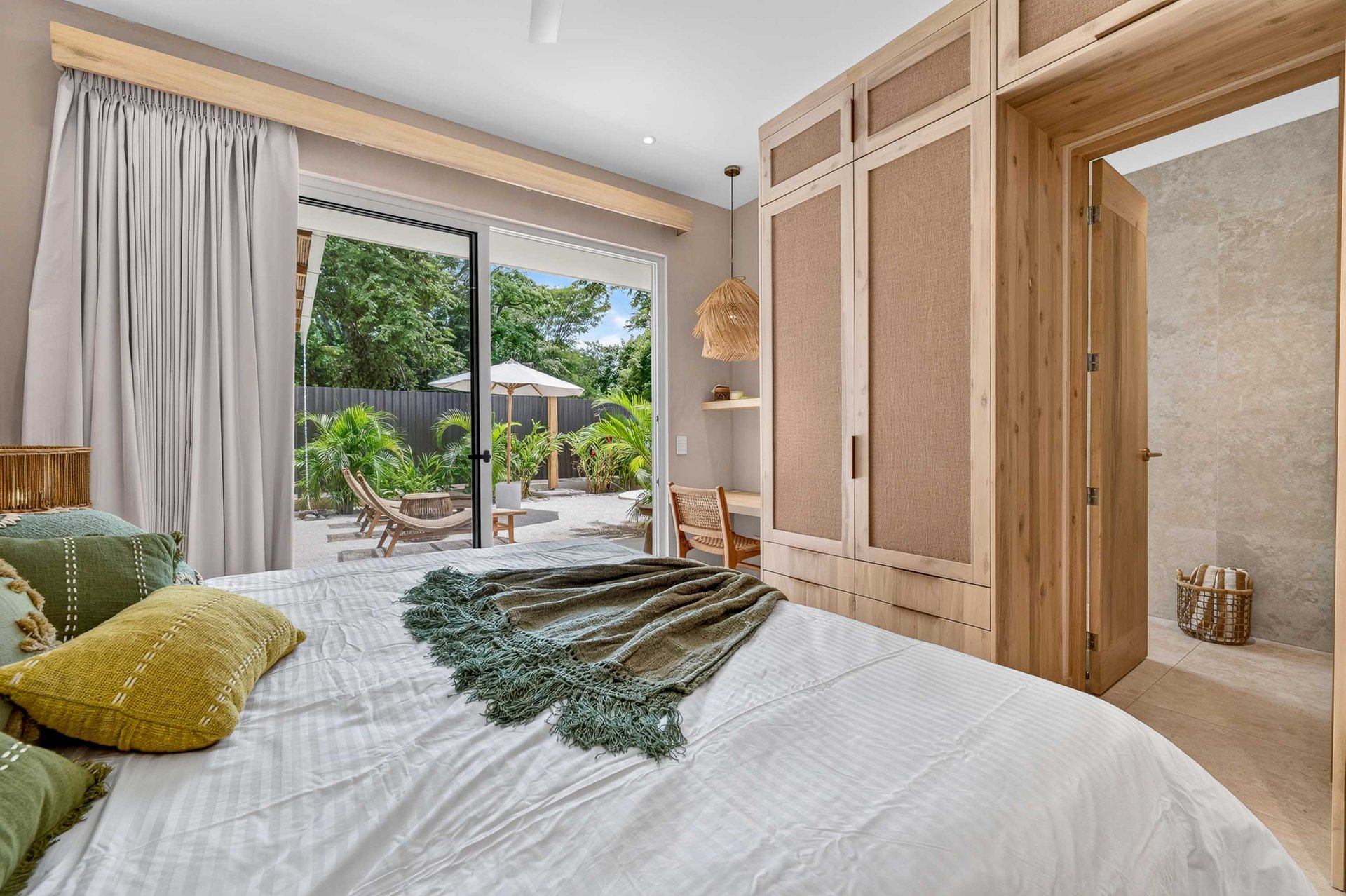 Casa Senderos | 4-Bedroom Tropical Home with Private Pool in Tamarindo