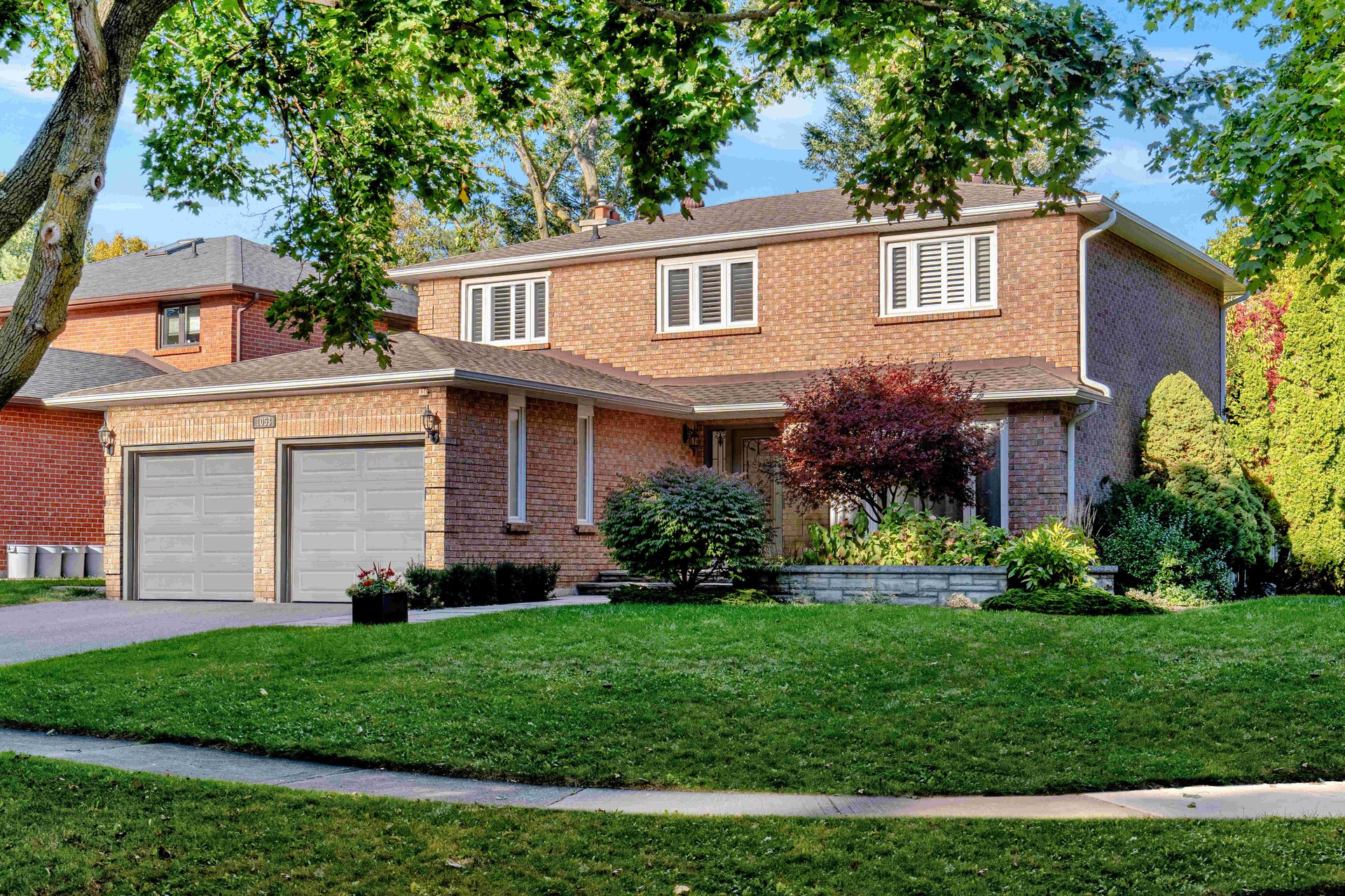 1053 Red Pine Cres