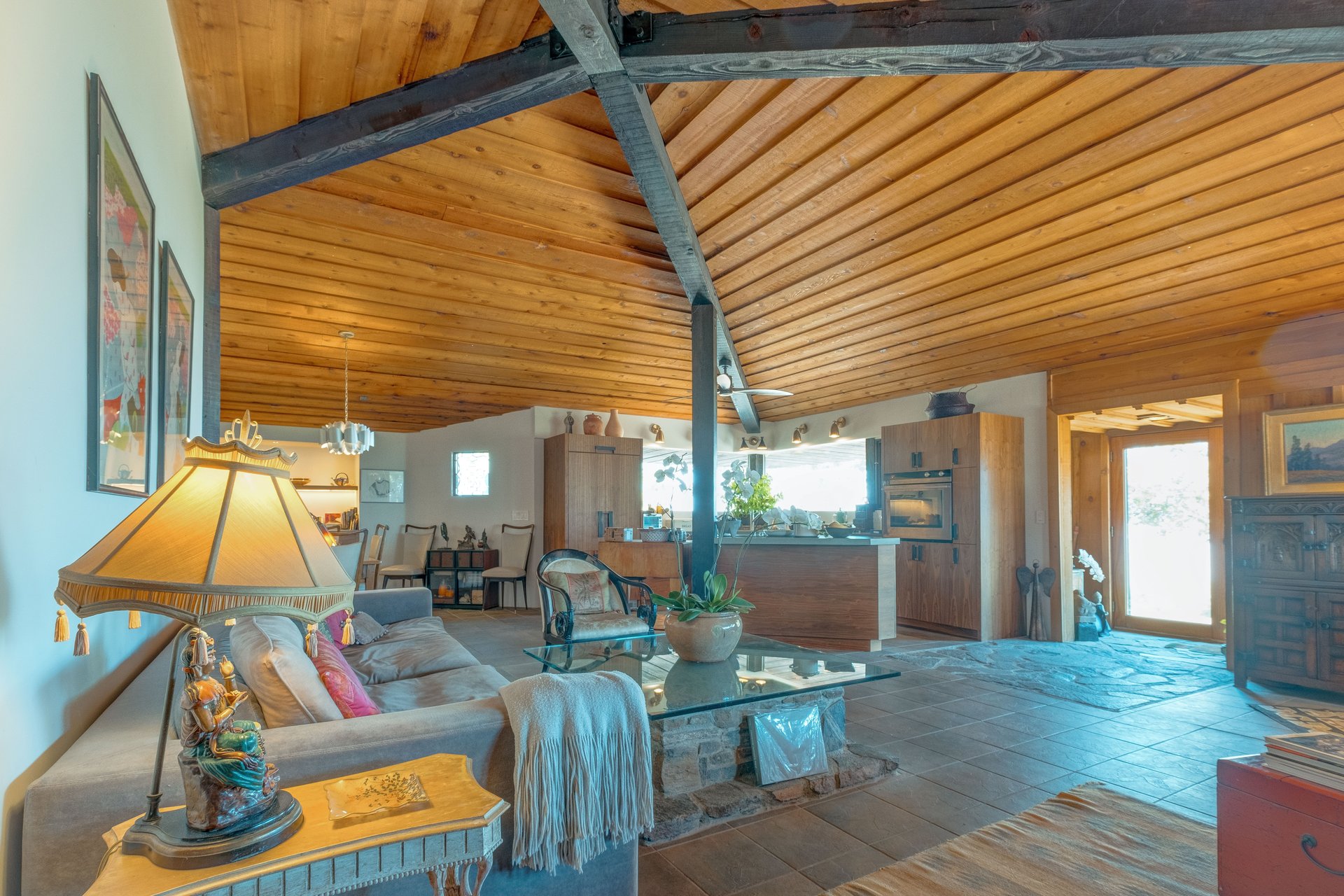 48700 Twin Pines Rd