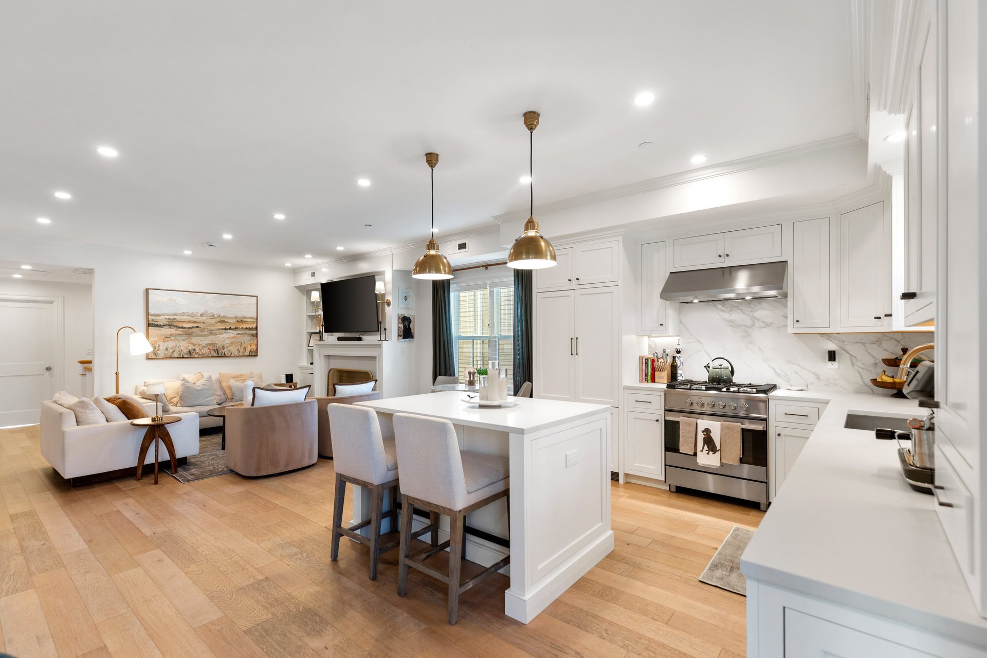 64 Baxter St #1