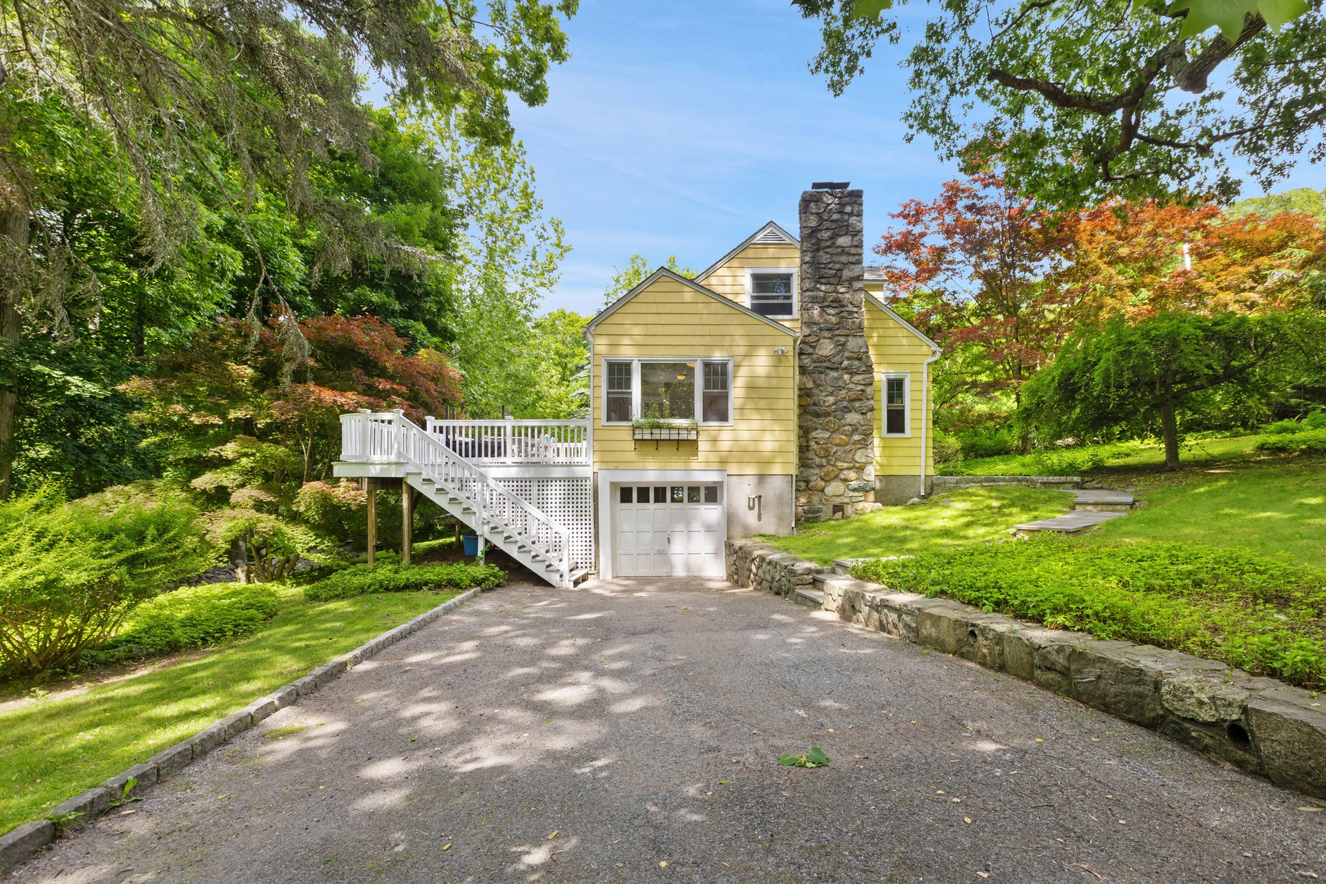 65 Laurelton Road