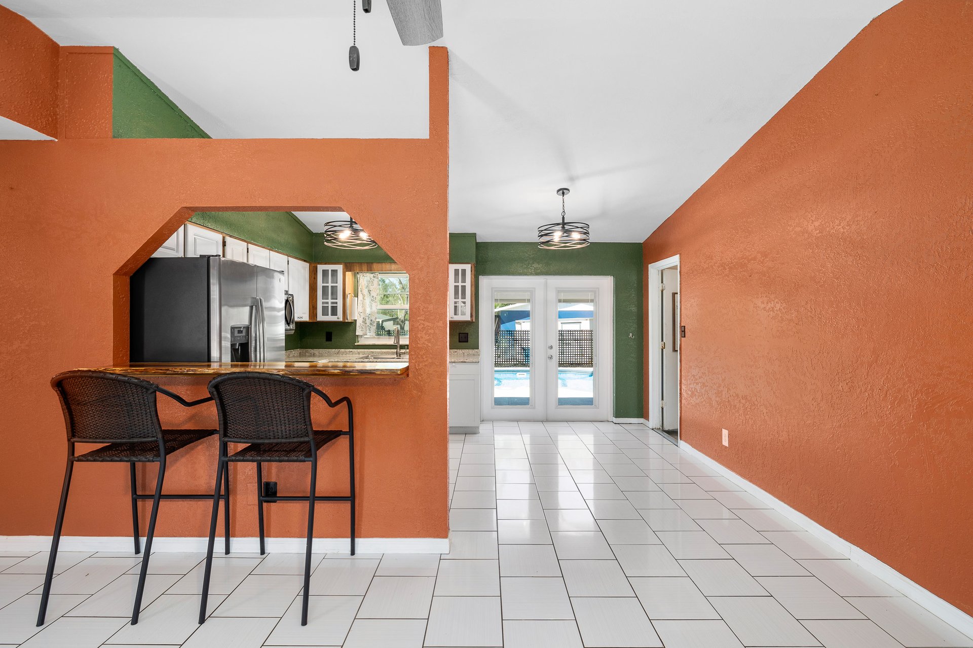 3399 RIVERDALE DR