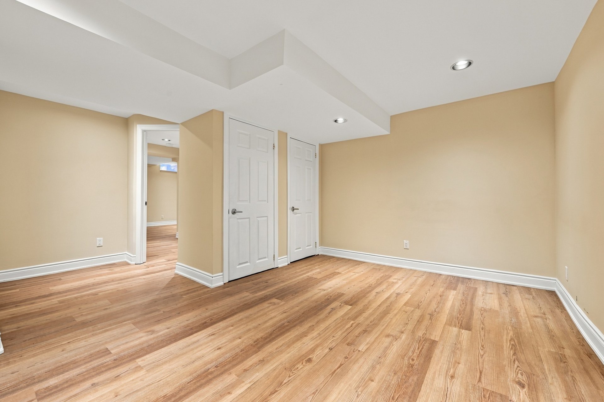 Executive home in Oakville's prestigious Glen Abbey community