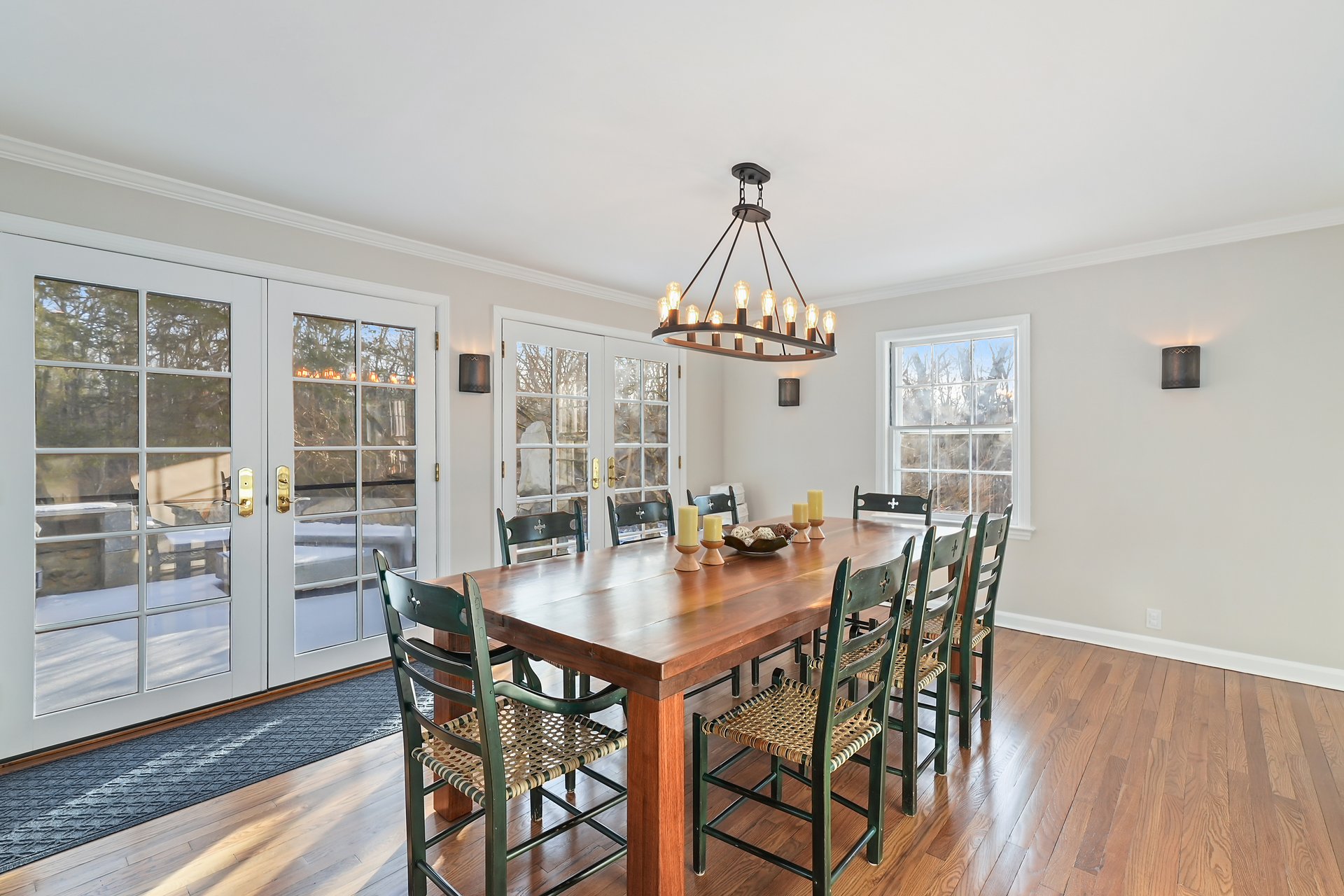 30 Schoolhouse Road