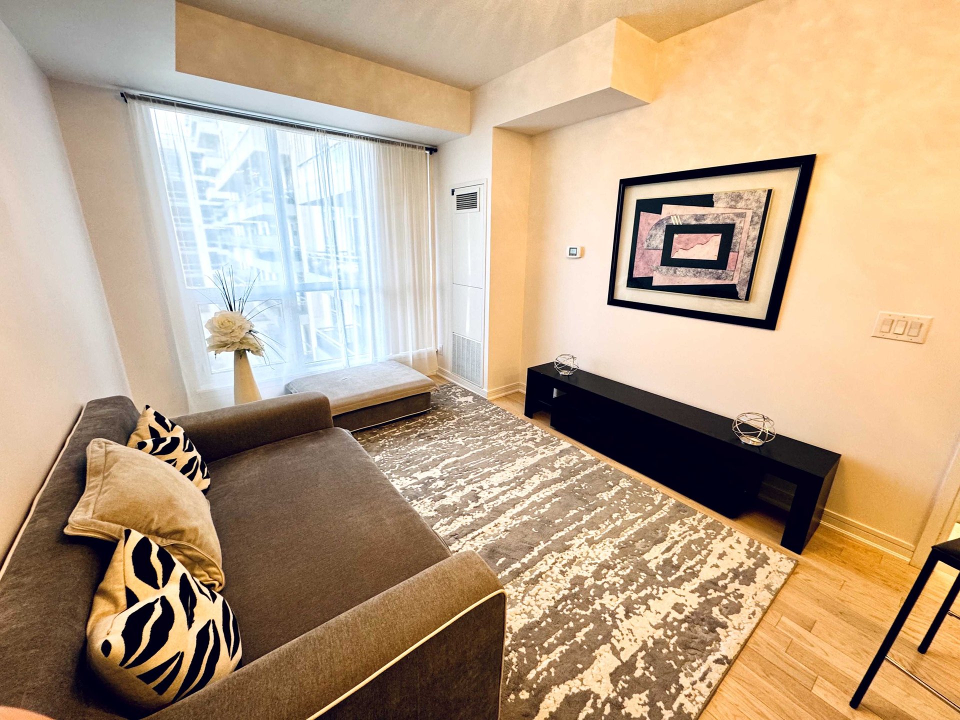 9201 Yonge St Unit: 518