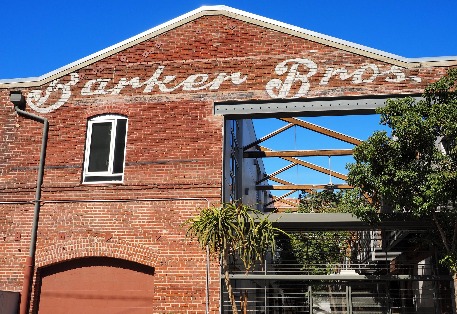 Breathtaking Exposed Brick & Beam Loft at THE BARKER BLOCK