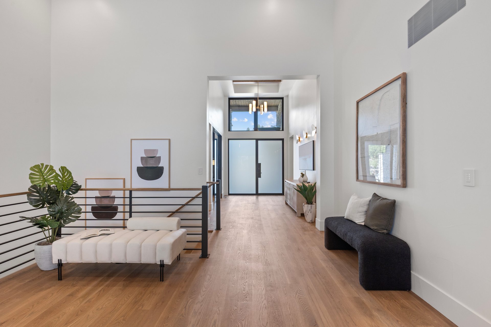 The Pine Ridge House
