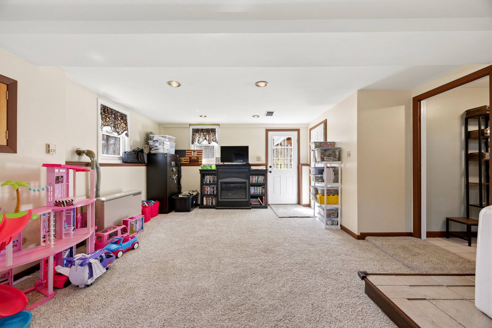 134 Ell Pond Road