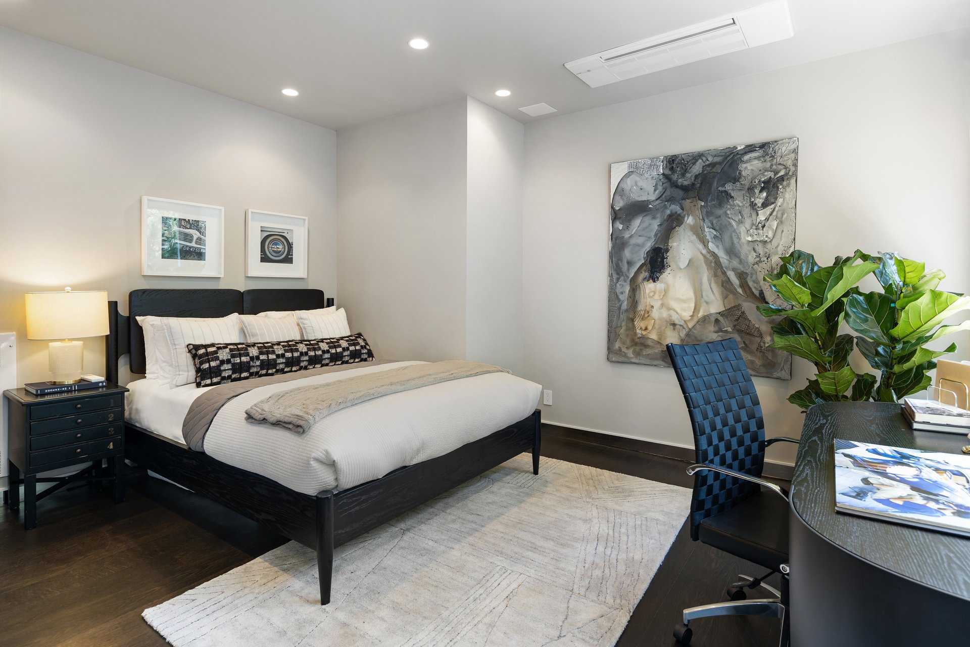 Telegraph Terrace View Penthouse!