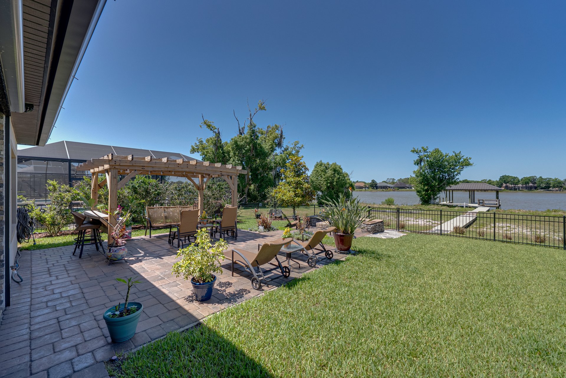 6743 SUNSET VISTA WAY