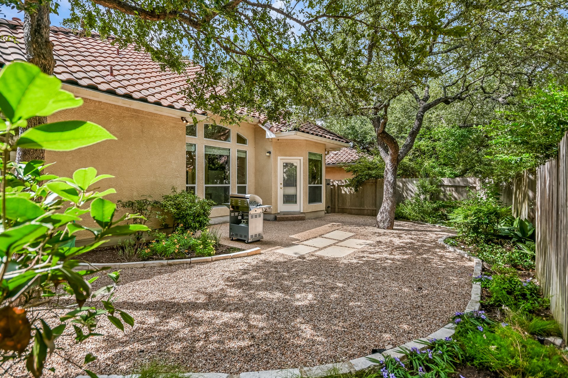 6433 Tasajillo Trail