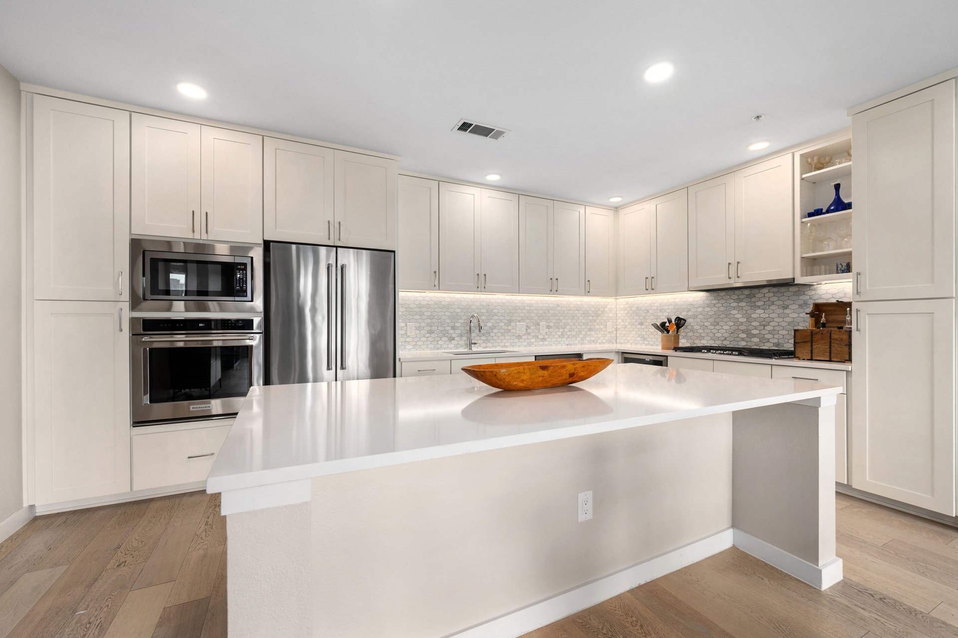 900 S 1st Street #312