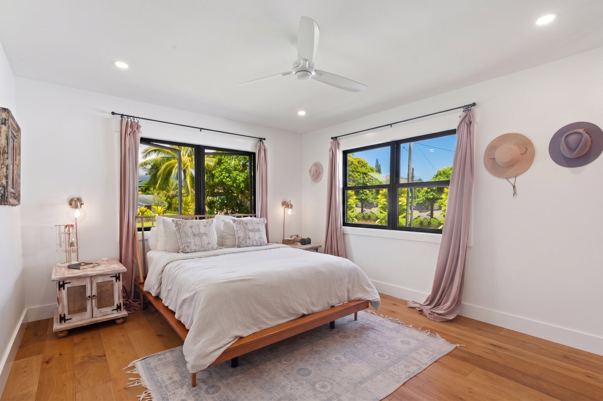  5-5236 A Kuhio Hwy