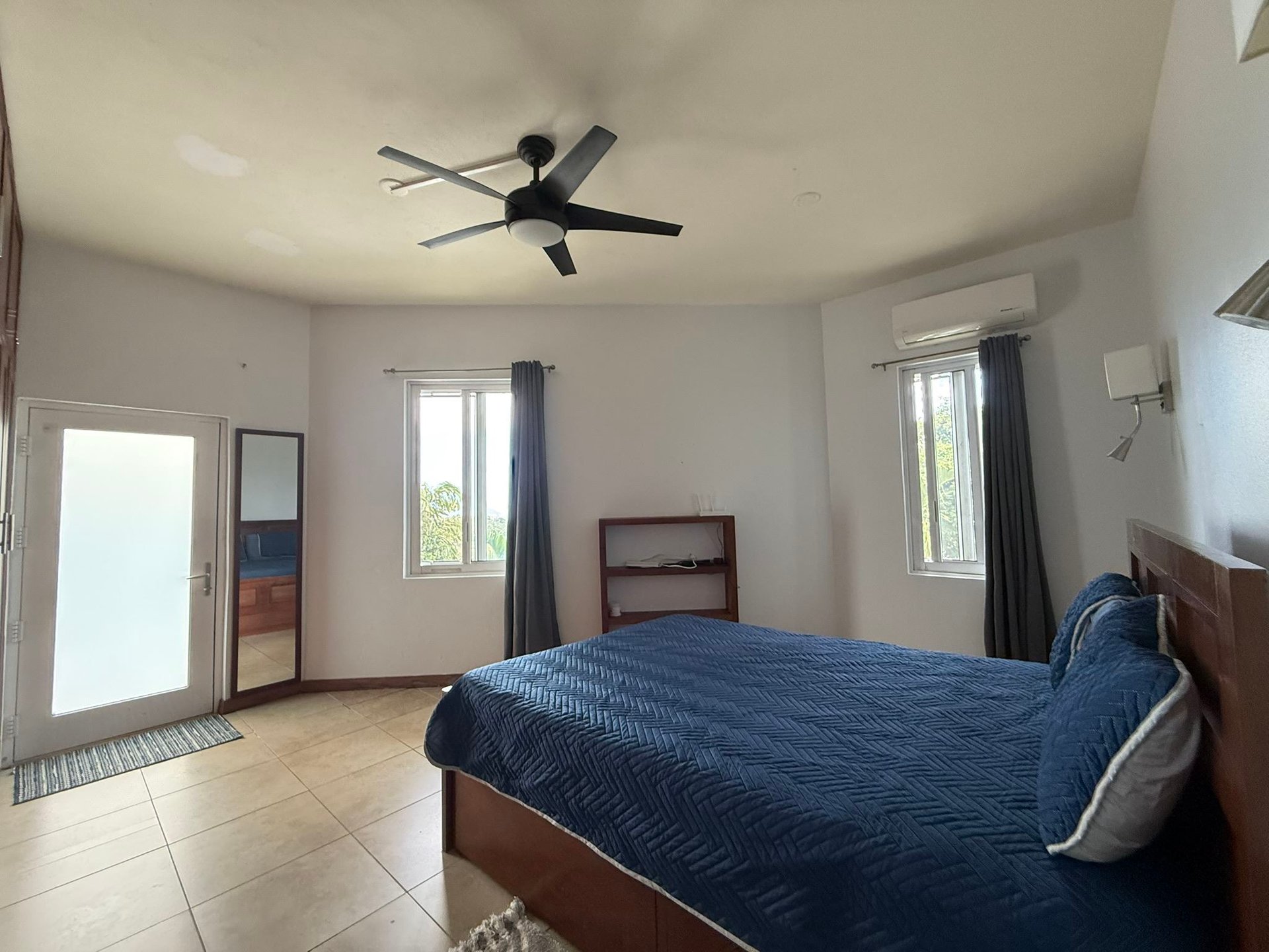 1040 Spooners Estate 1 Bedroom Apartment