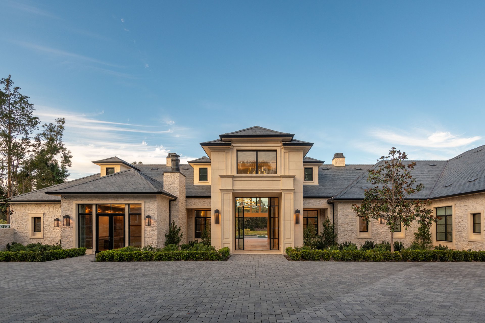 6398 Clubhouse Dr