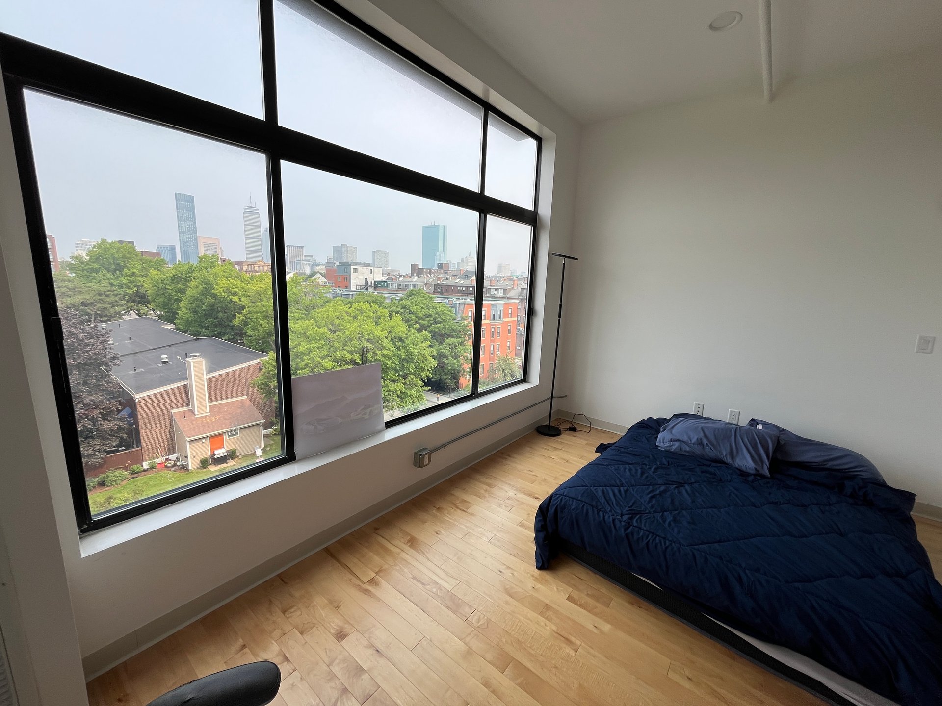 Northampton Street - One bed one back with laundry, roof deck, elevator and Parking! 