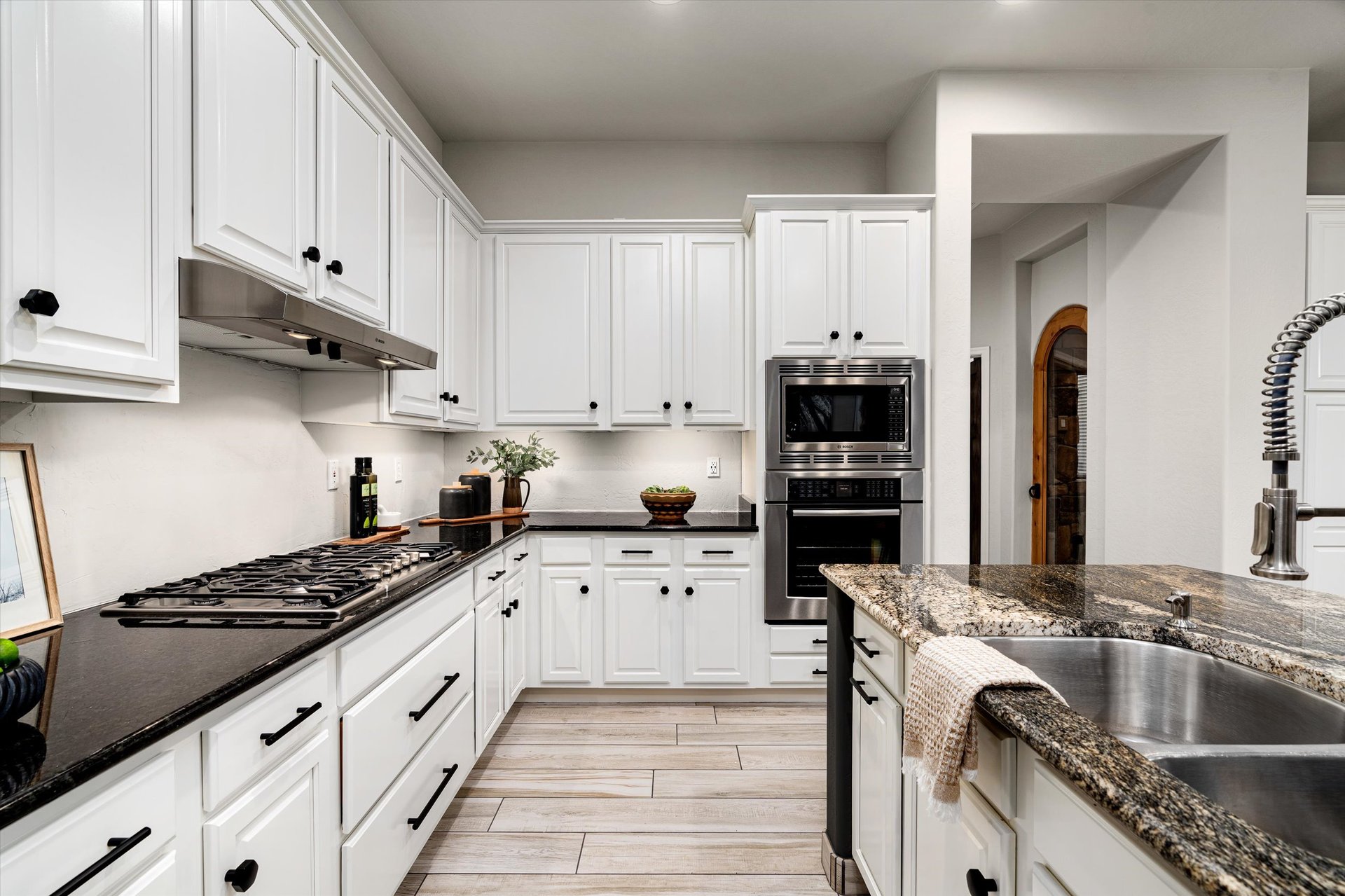 11115 E WINCHCOMB Drive, Scottsdale
