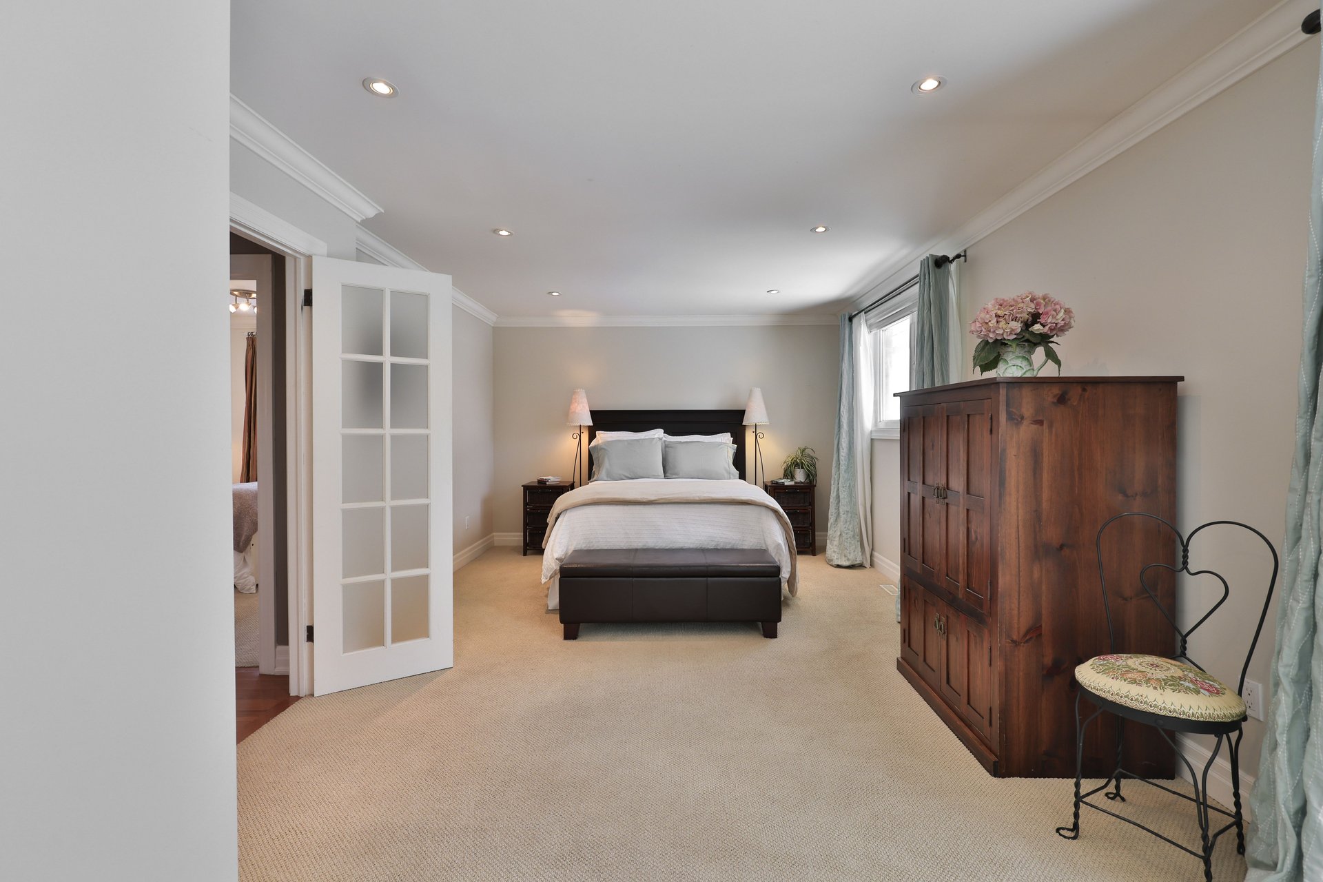 502 Bohemia Crescent, Oakville