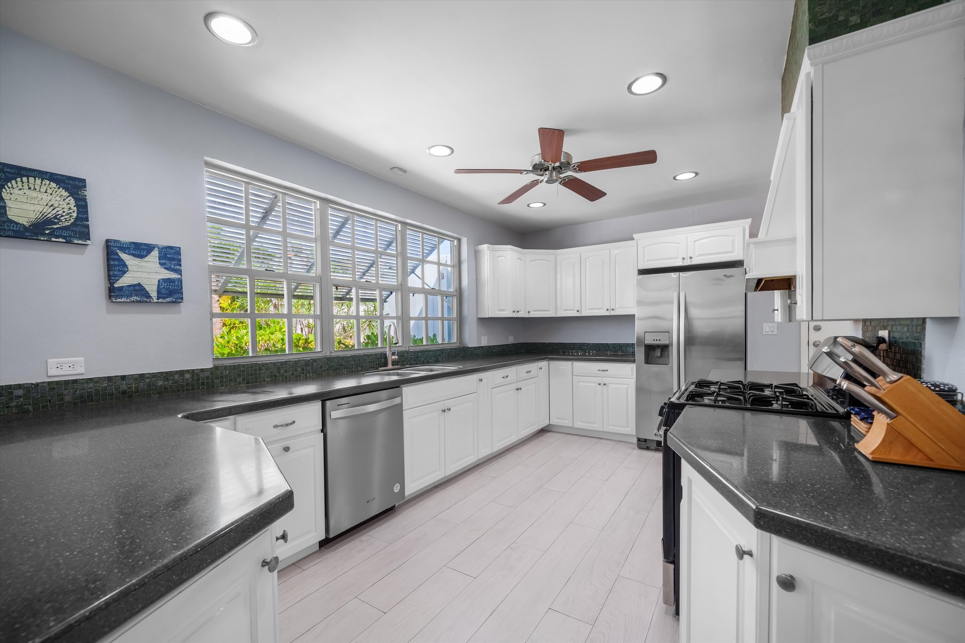 Water's Edge— A Turnkey Waterfront Estate