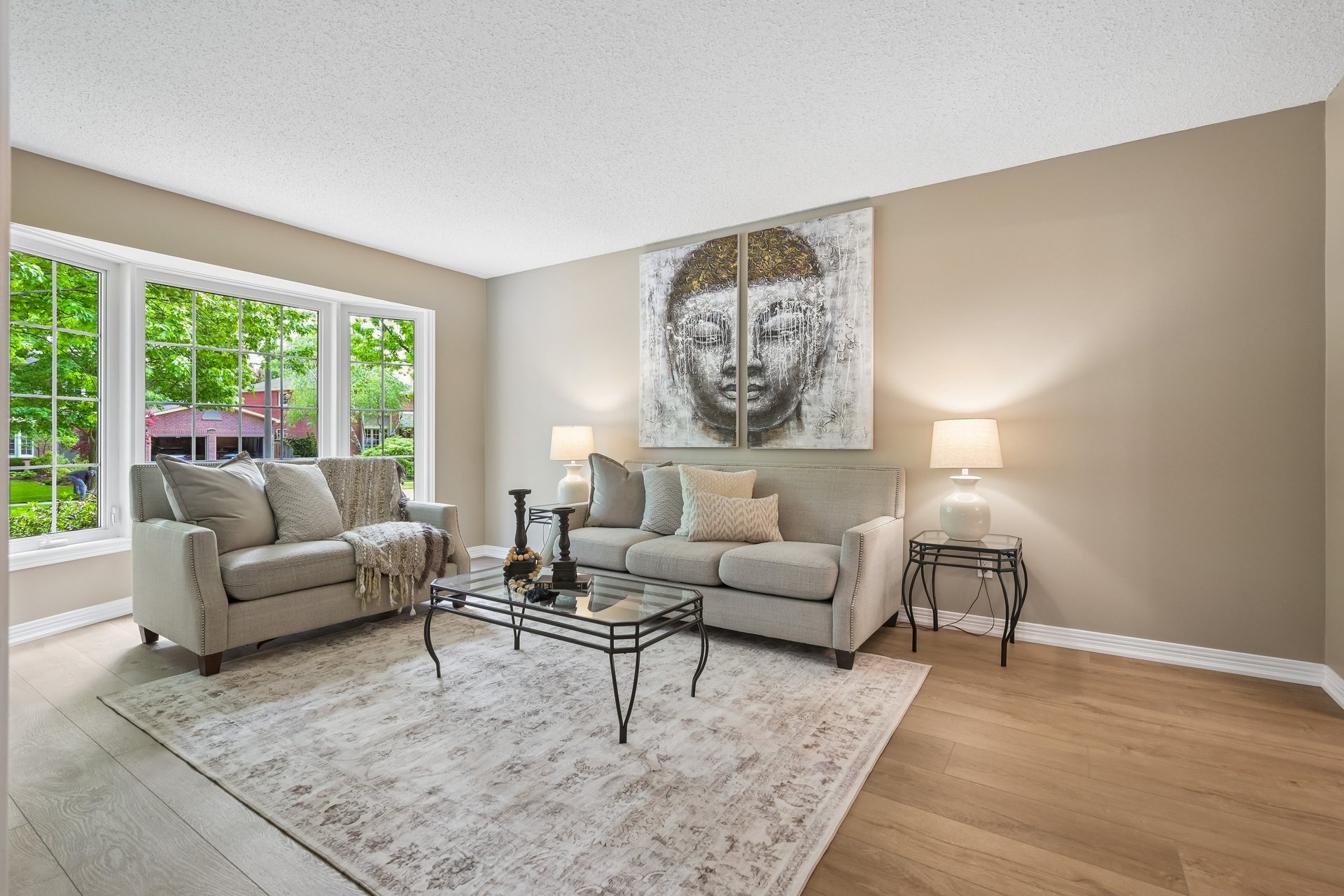 Unbeatable location in Glen Abbey!