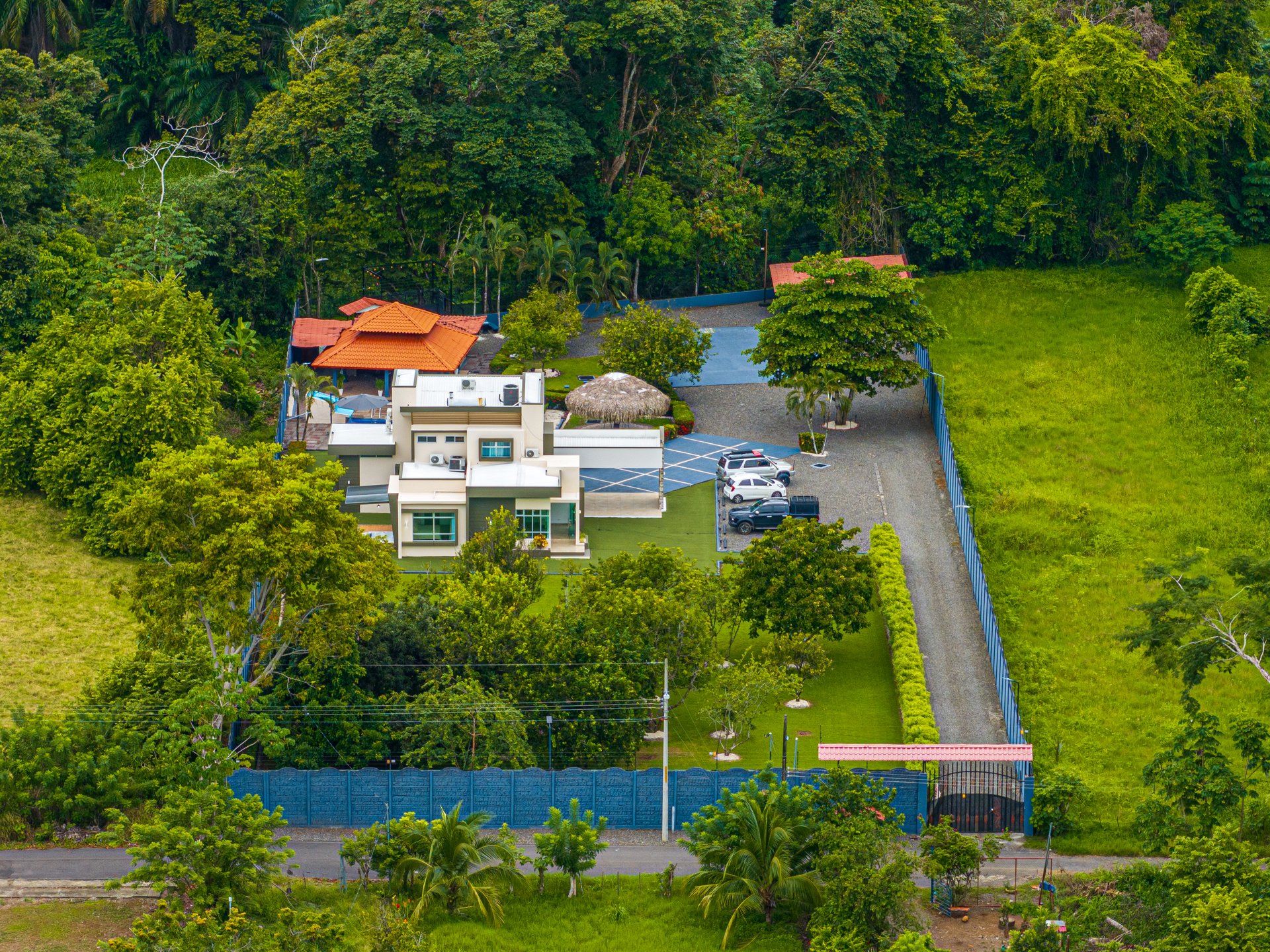 Beautiful house near to the beach | Tranquility and style