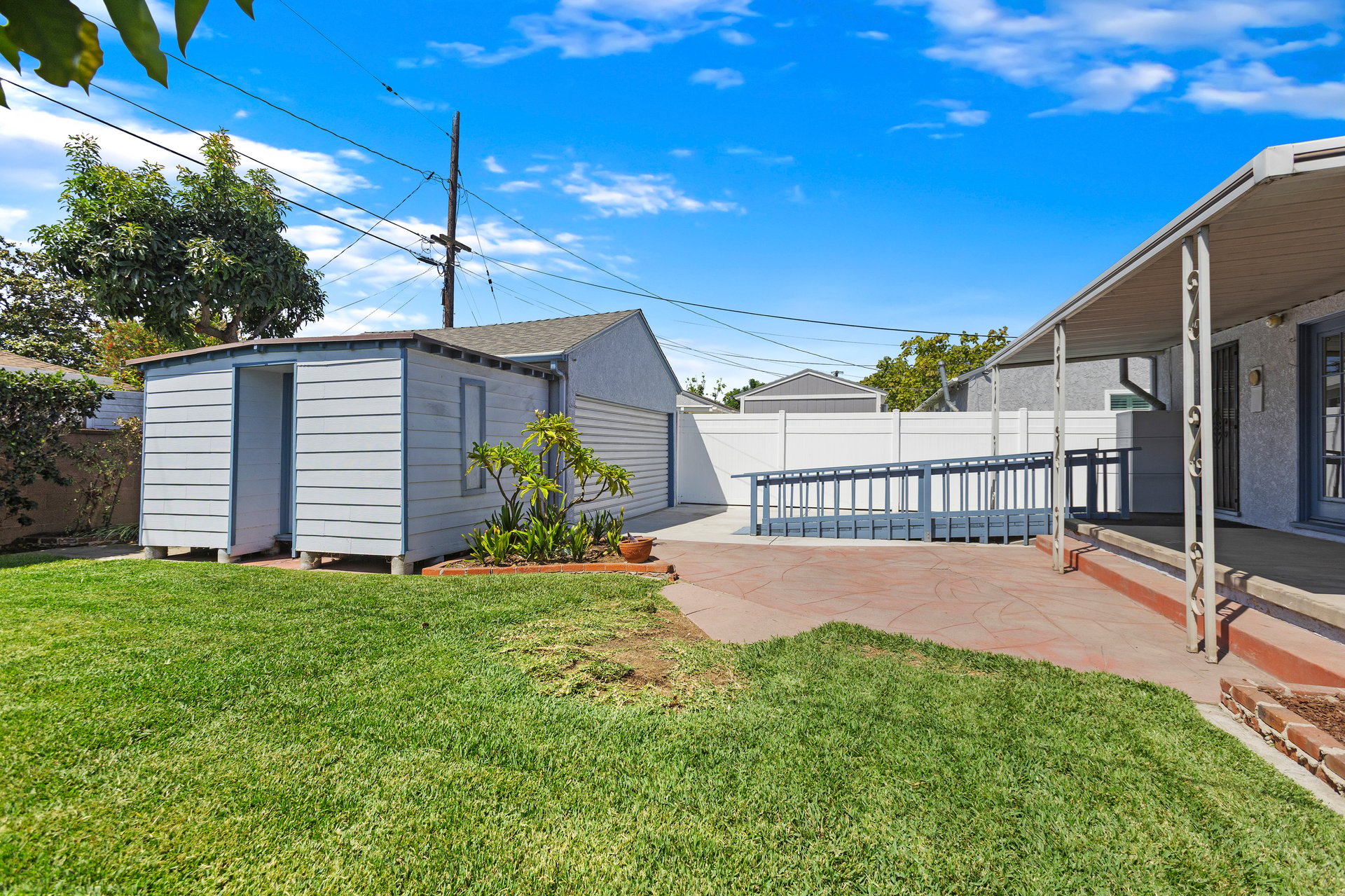 2842 Silva St, Lakewood
