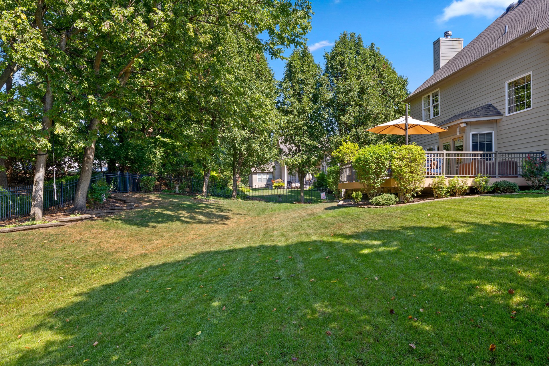 16 Spring Mill Woods Court