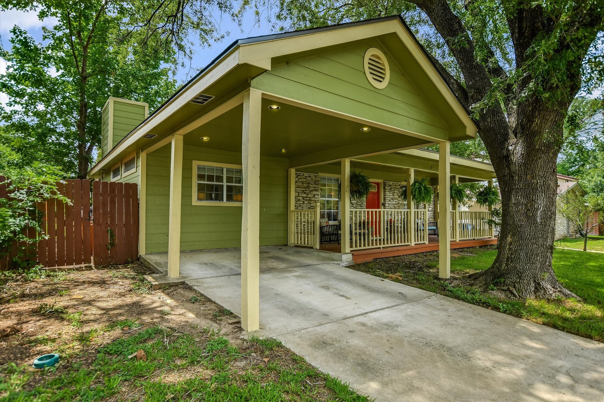 8917 Glenn Lane