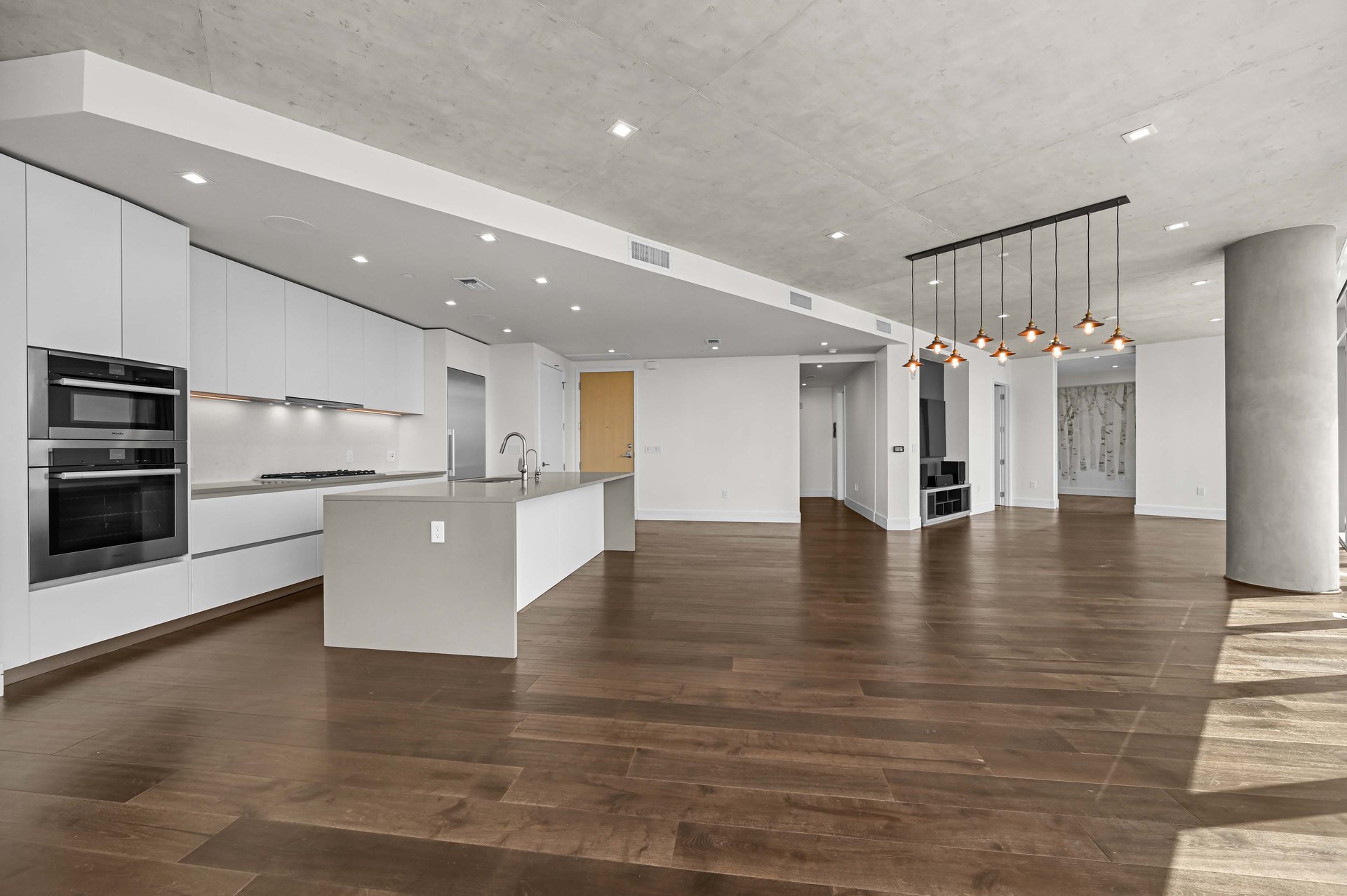 501 West Ave #3201 