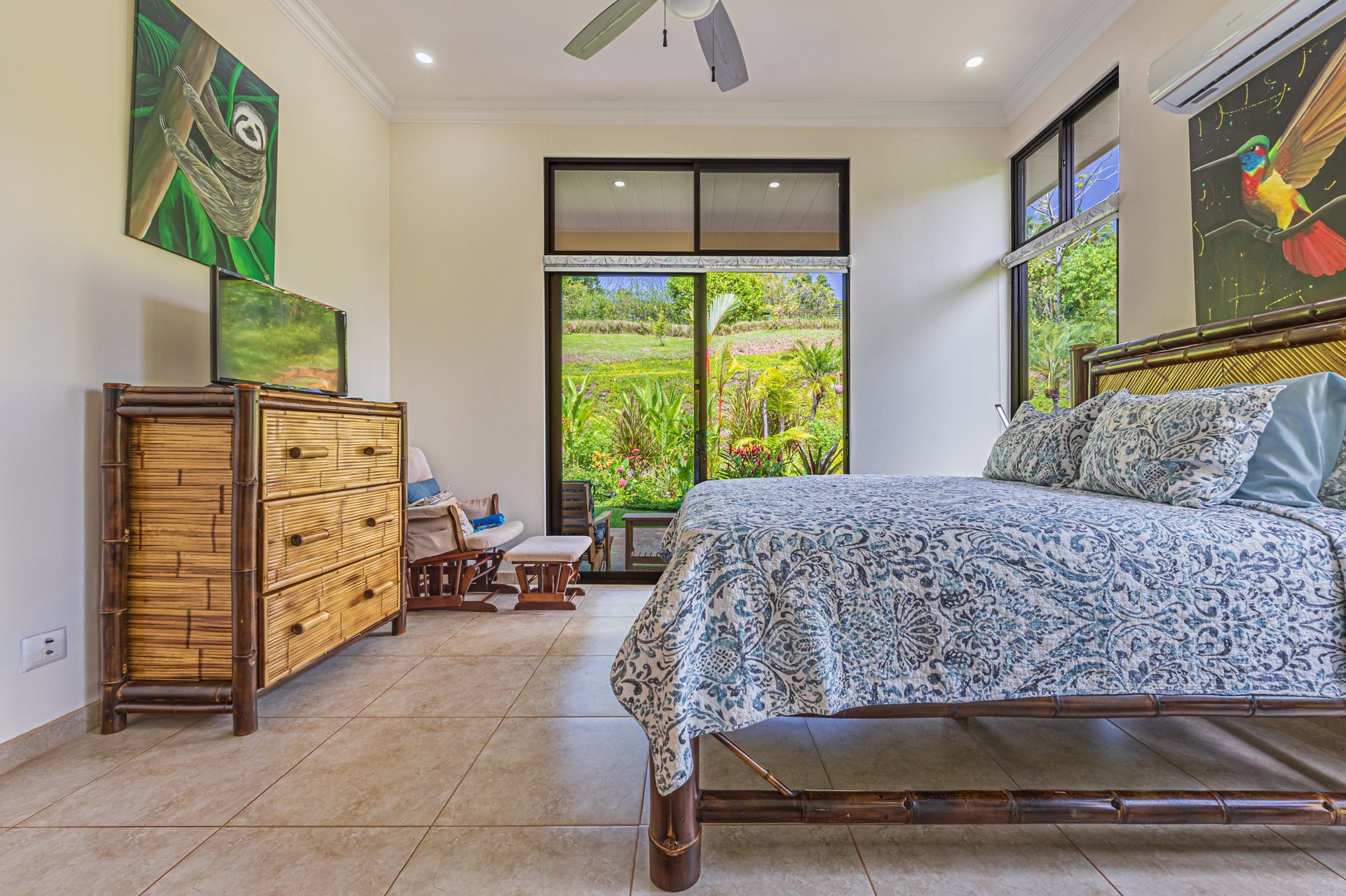 Luxury Ocean View Home with Infinity Pool in Hills of Portalon – Move-In Ready