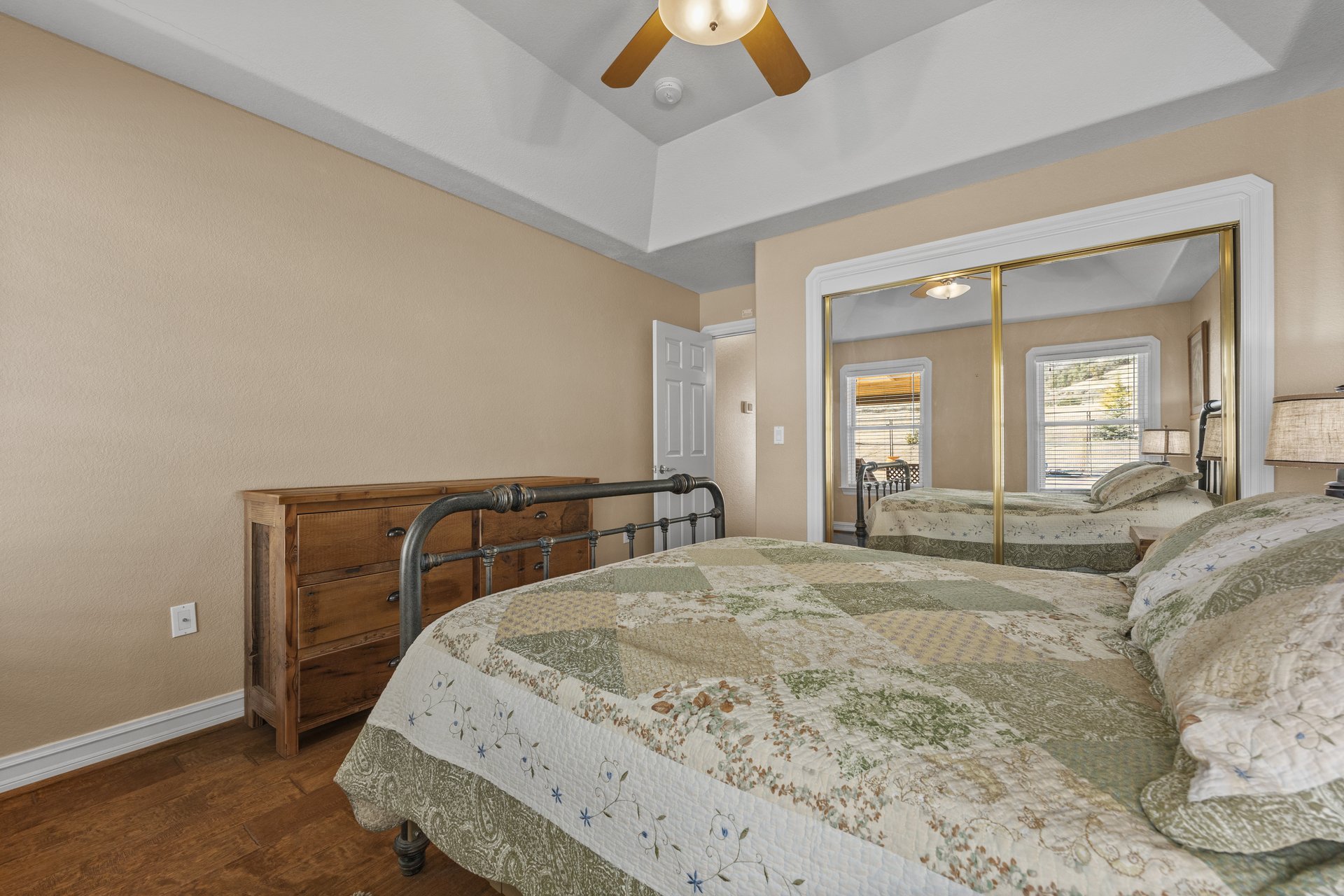 Equestrian Estate in Bear Valley Springs: 25820 Skyline Drive