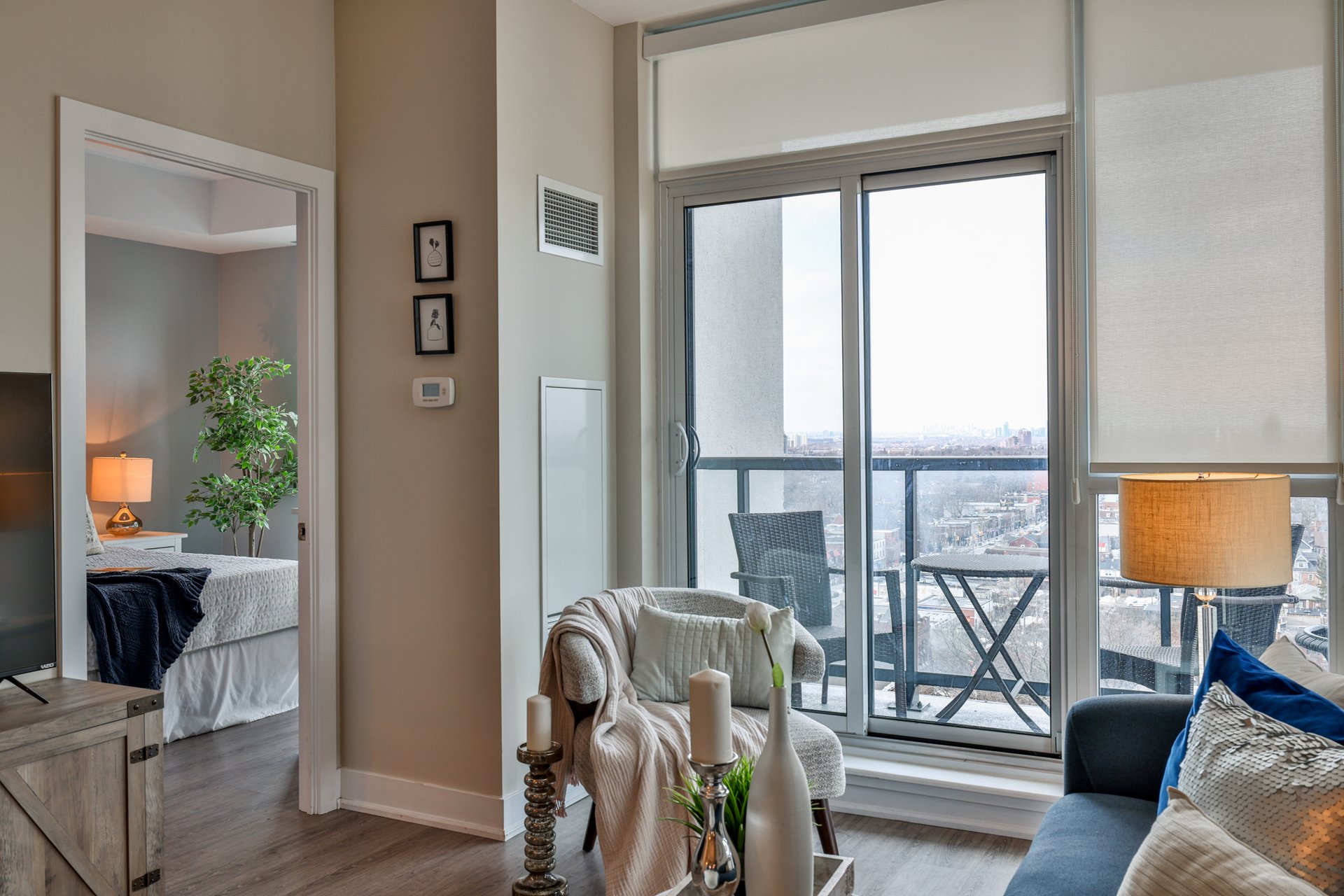  Corner Suite At The Barrington! 
