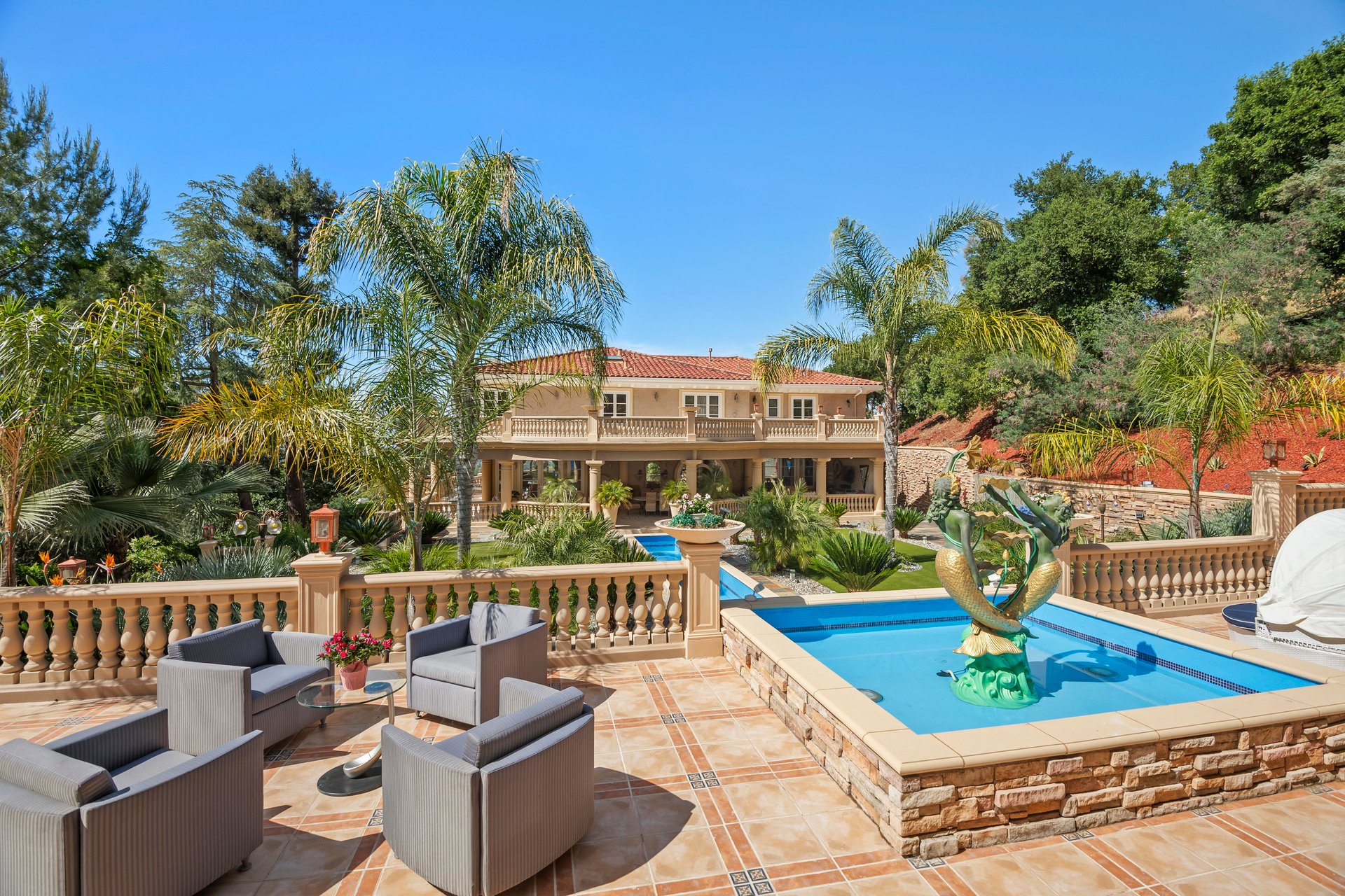16840 Cypress Way