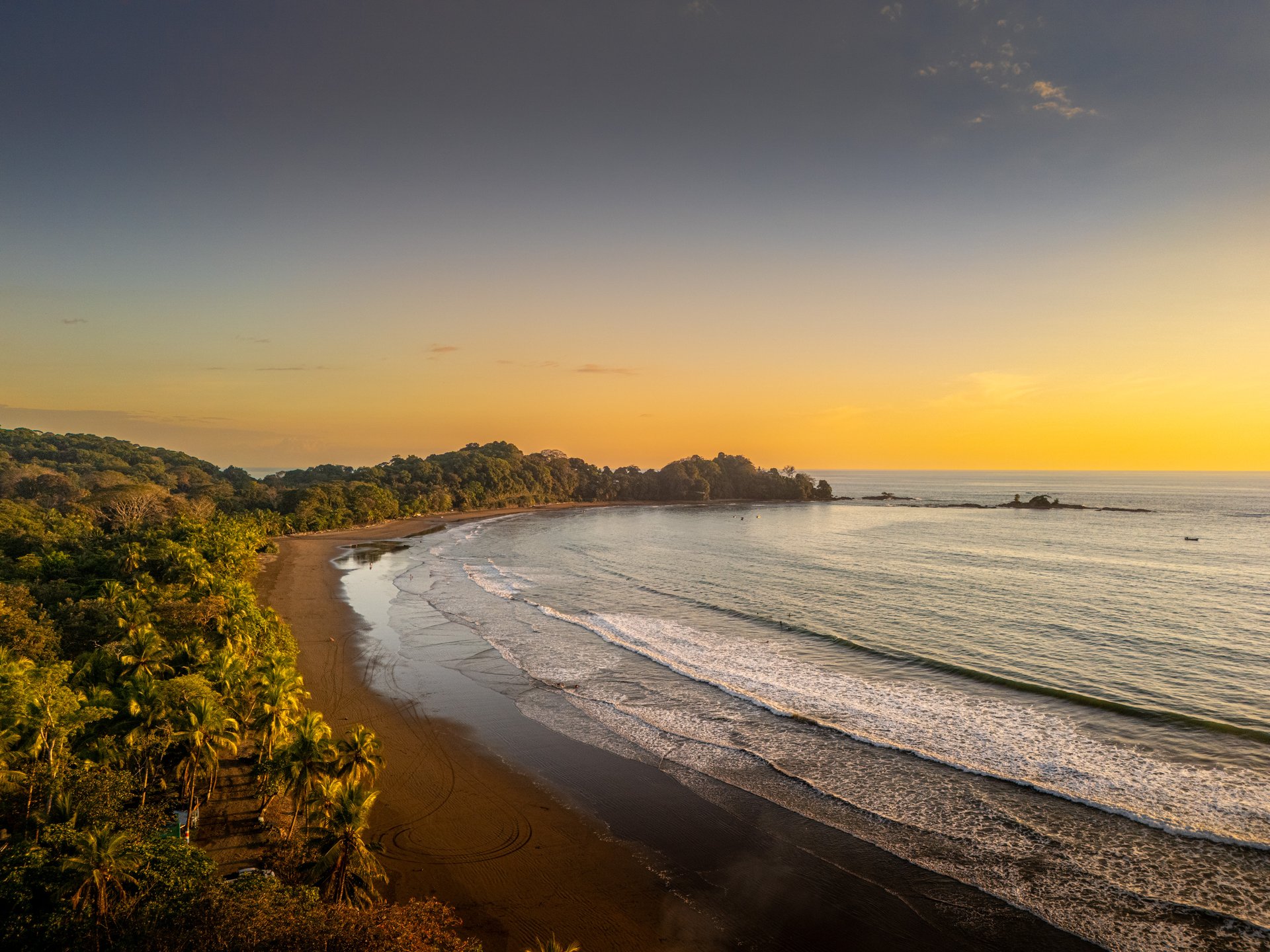 Canto Del Mar, Villa 3, Front Ridge Full Sunset Ocean and Jungle Views!